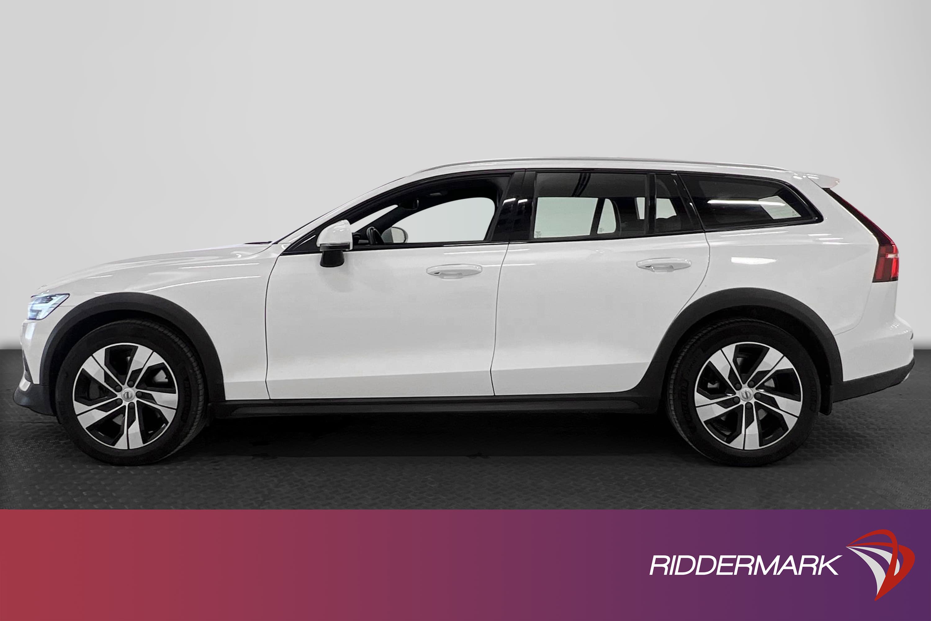 Volvo V60 Cross Country D4 AWD