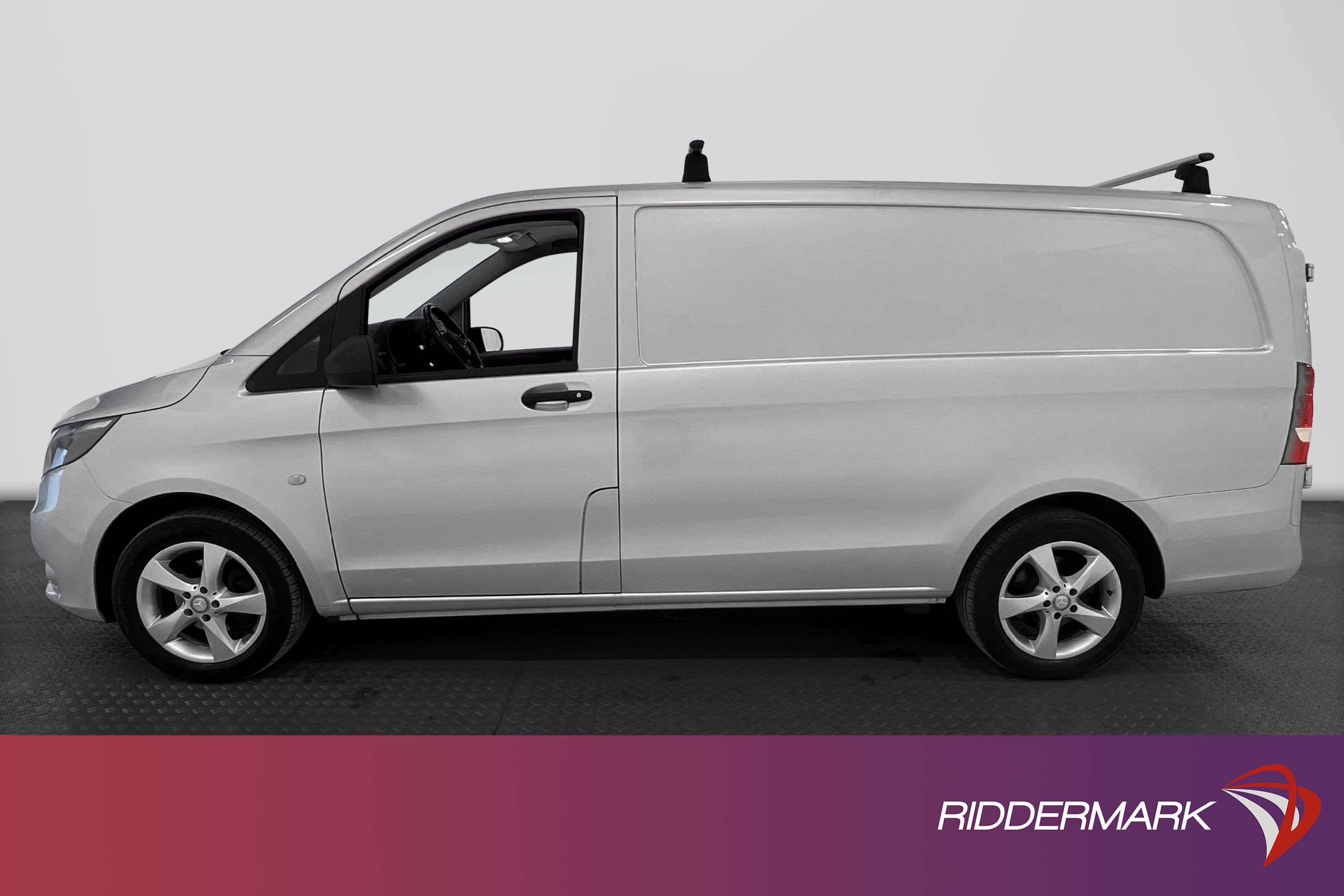 Mercedes-Benz Vito L2 114CDI Automat Värmare Drag Nyservad