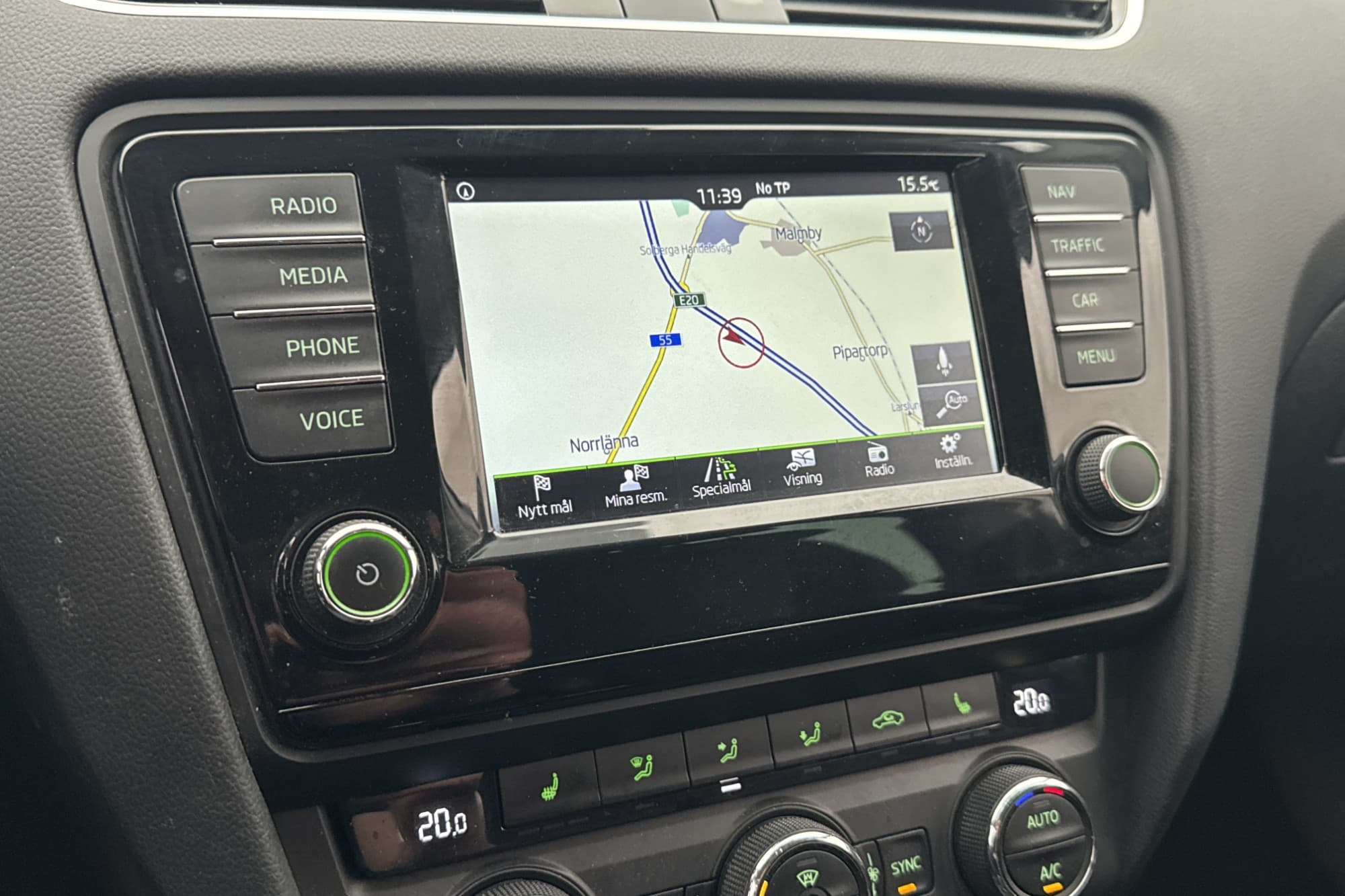 Skoda Octavia Scout TDI 4x4 150hk Premium D-Värm Kamera Drag