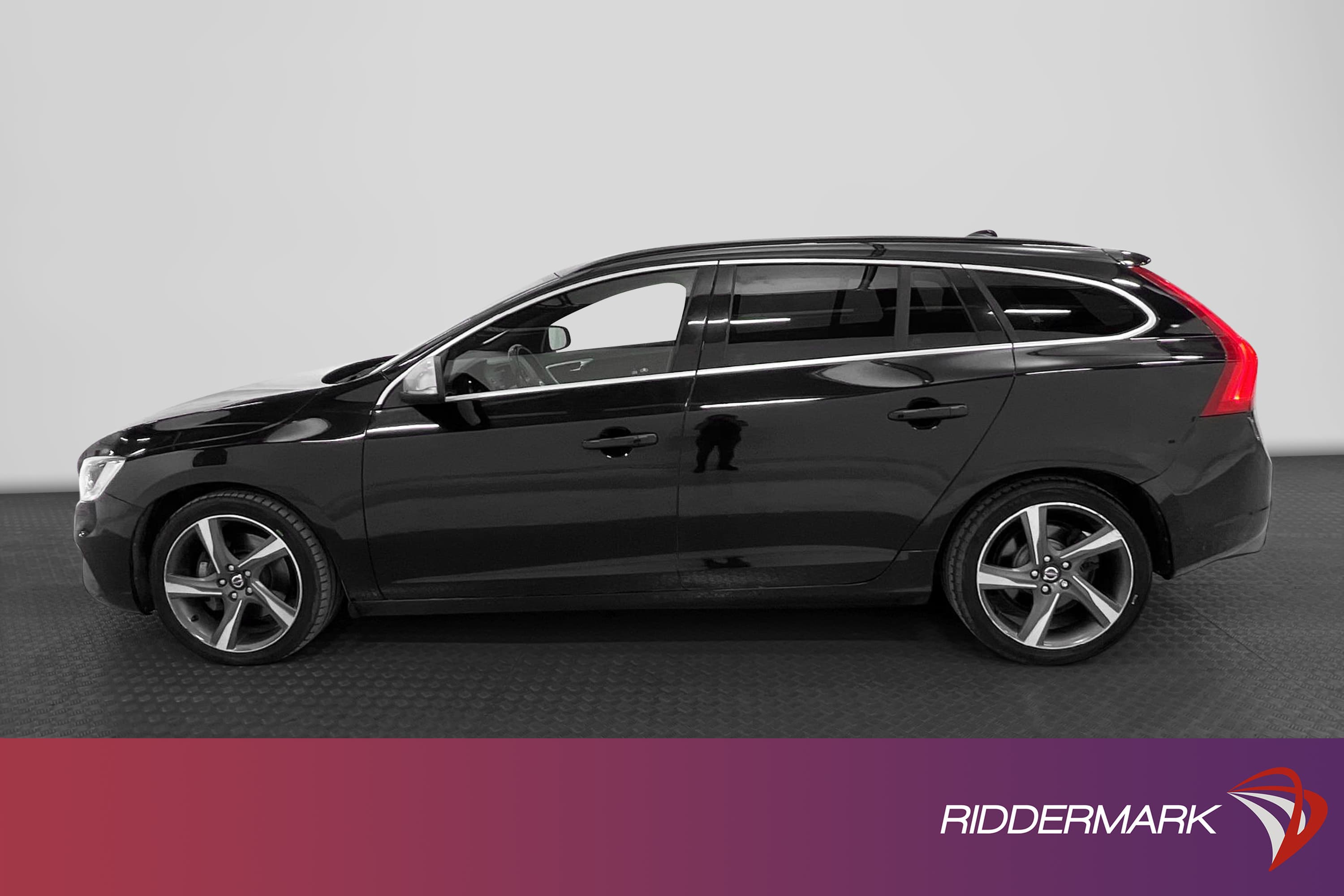 Volvo V60 D4 181hk AWD