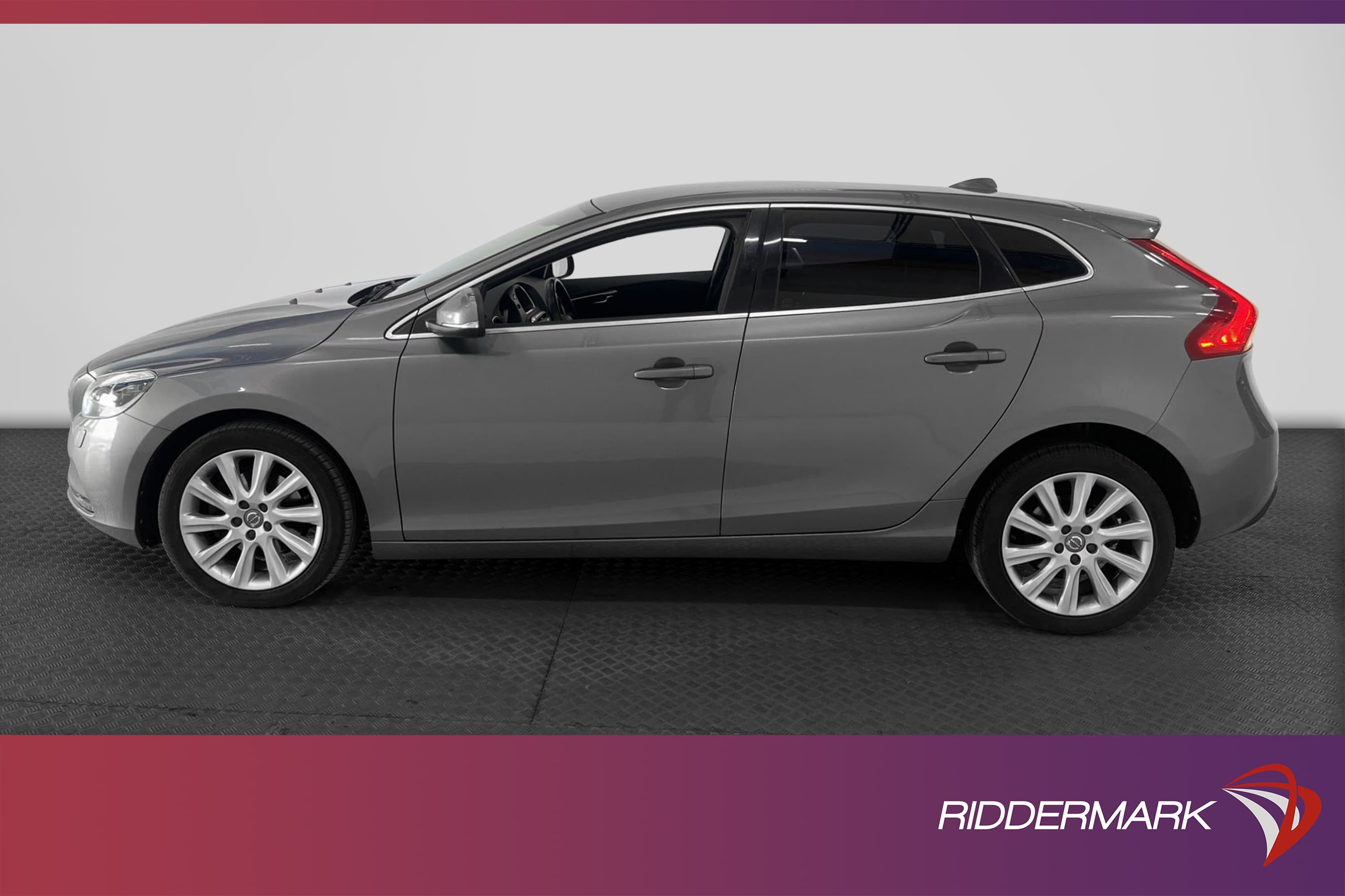 Volvo V40 D2 120hk Momentum VoC