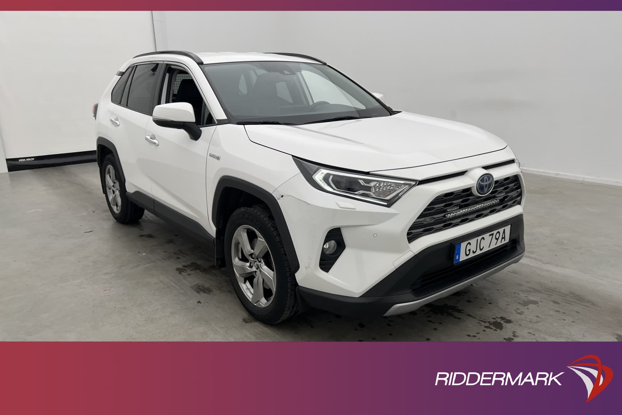 Toyota RAV4 Hybrid AWD 222hk