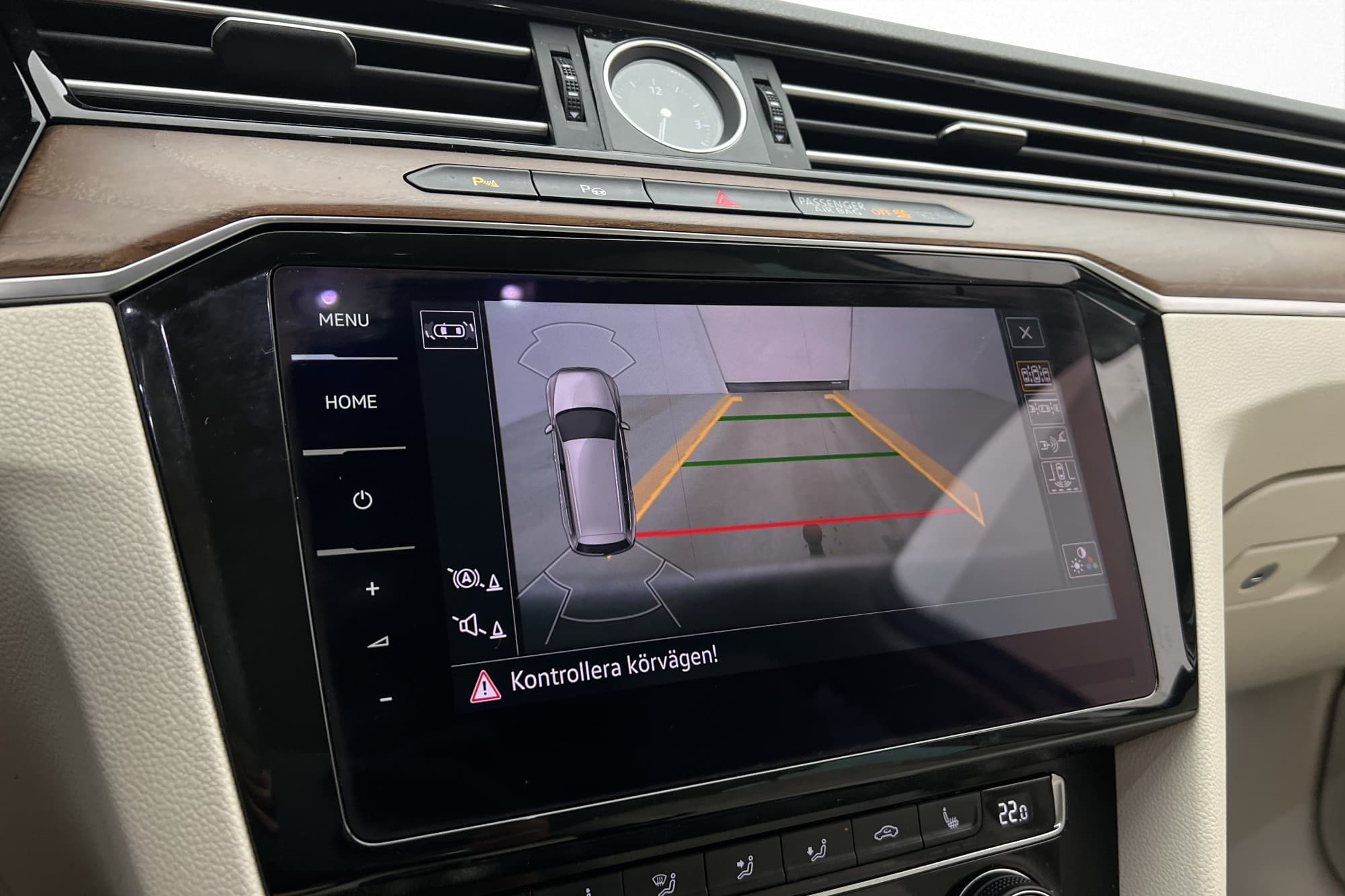 Volkswagen Passat Alltrack 2.0 TDI Värmare Cockpit Navi Drag