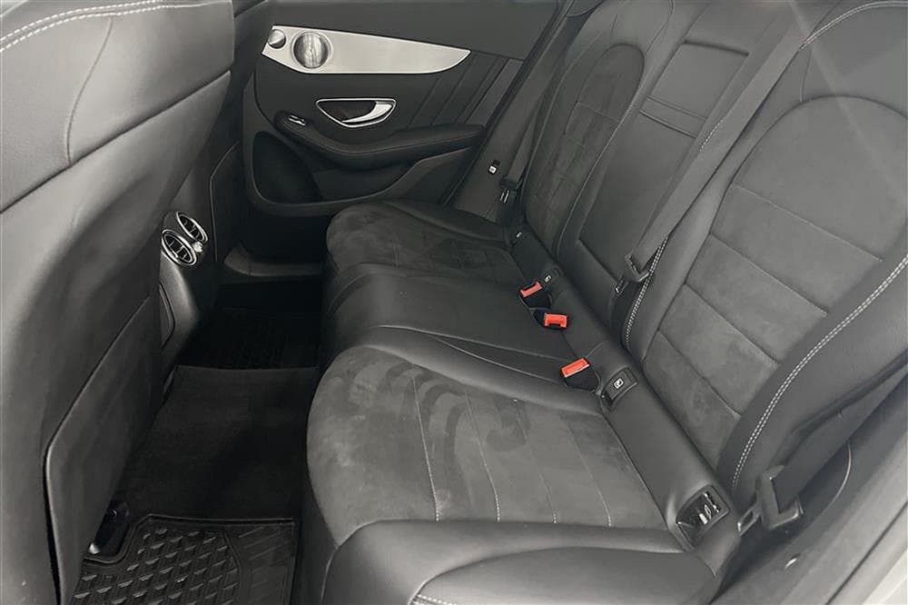 Mercedes GLC 220 d 4M Coupé AMG D-Värm Drag Burmester 360° interiör