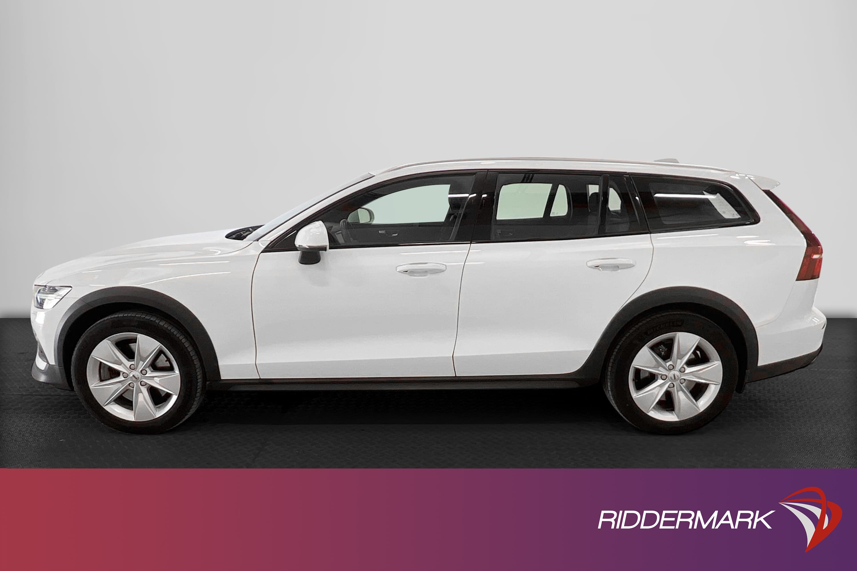 Volvo V60 Cross Country D4 AWD