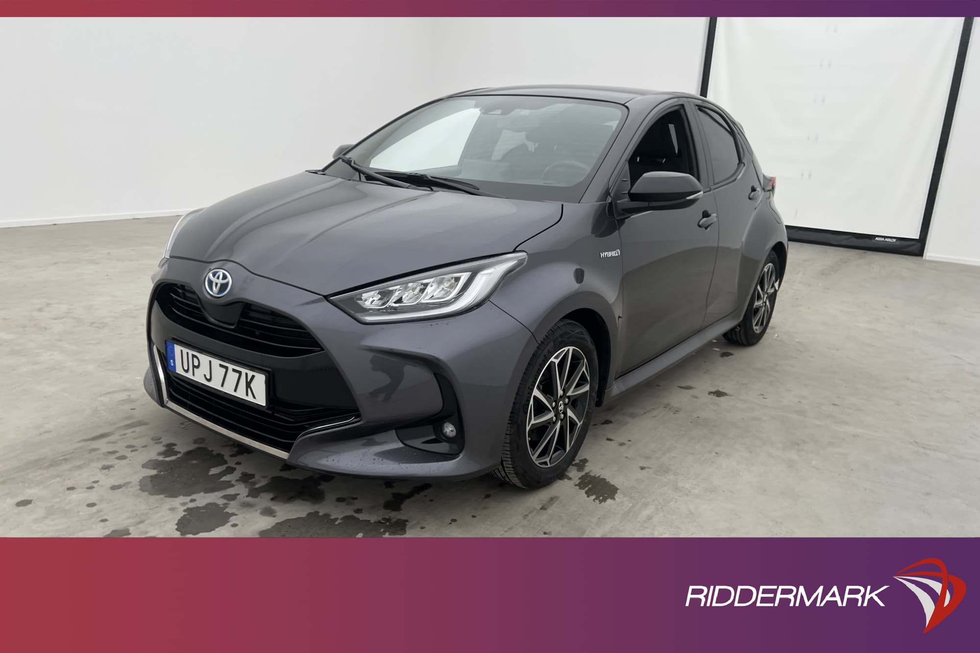 Toyota Yaris Hybrid CVT 116hk