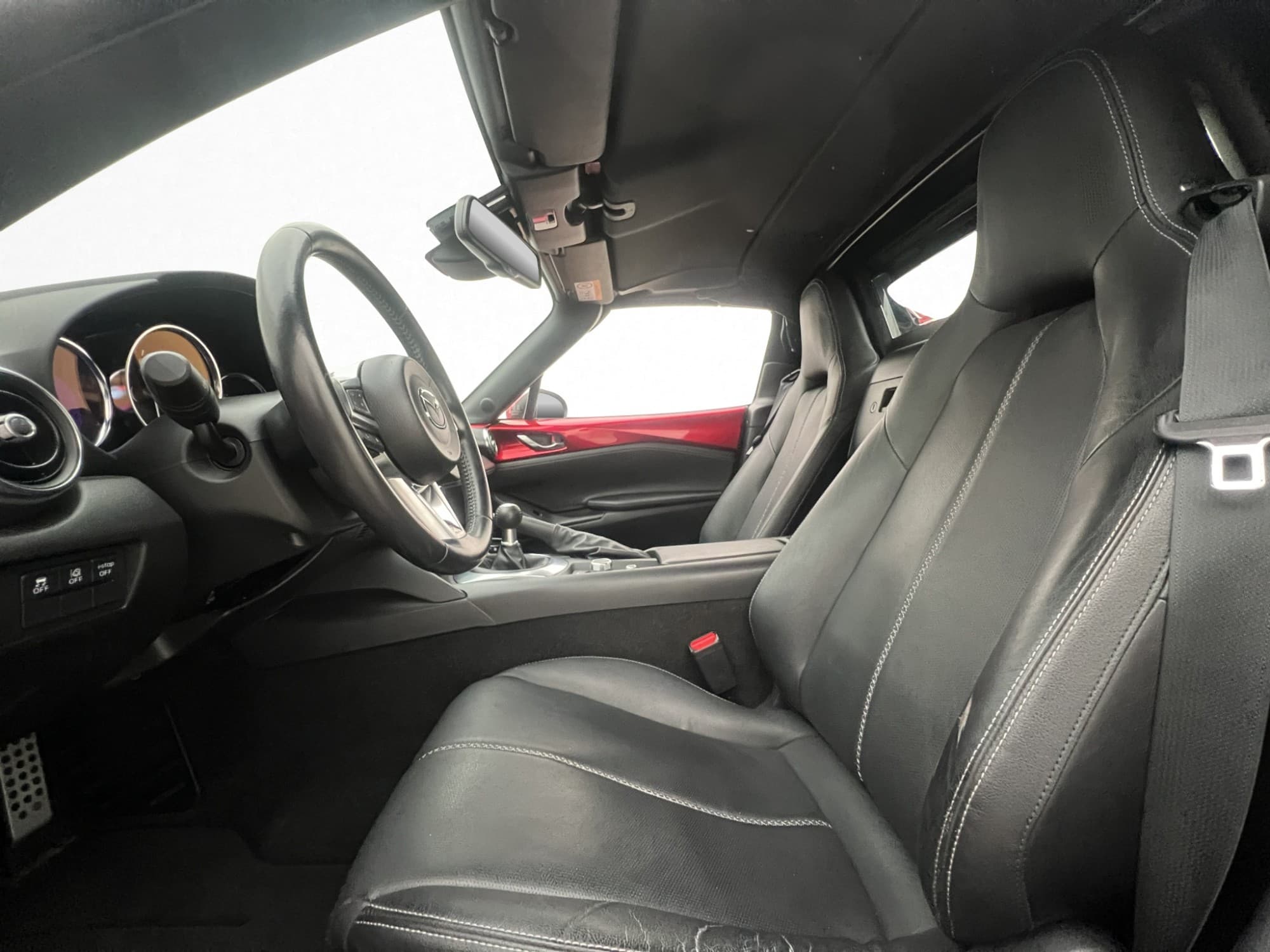 Mazda MX-5 RF 2.0 SKYACTIV-G 184hk BOSE Navi Carplay