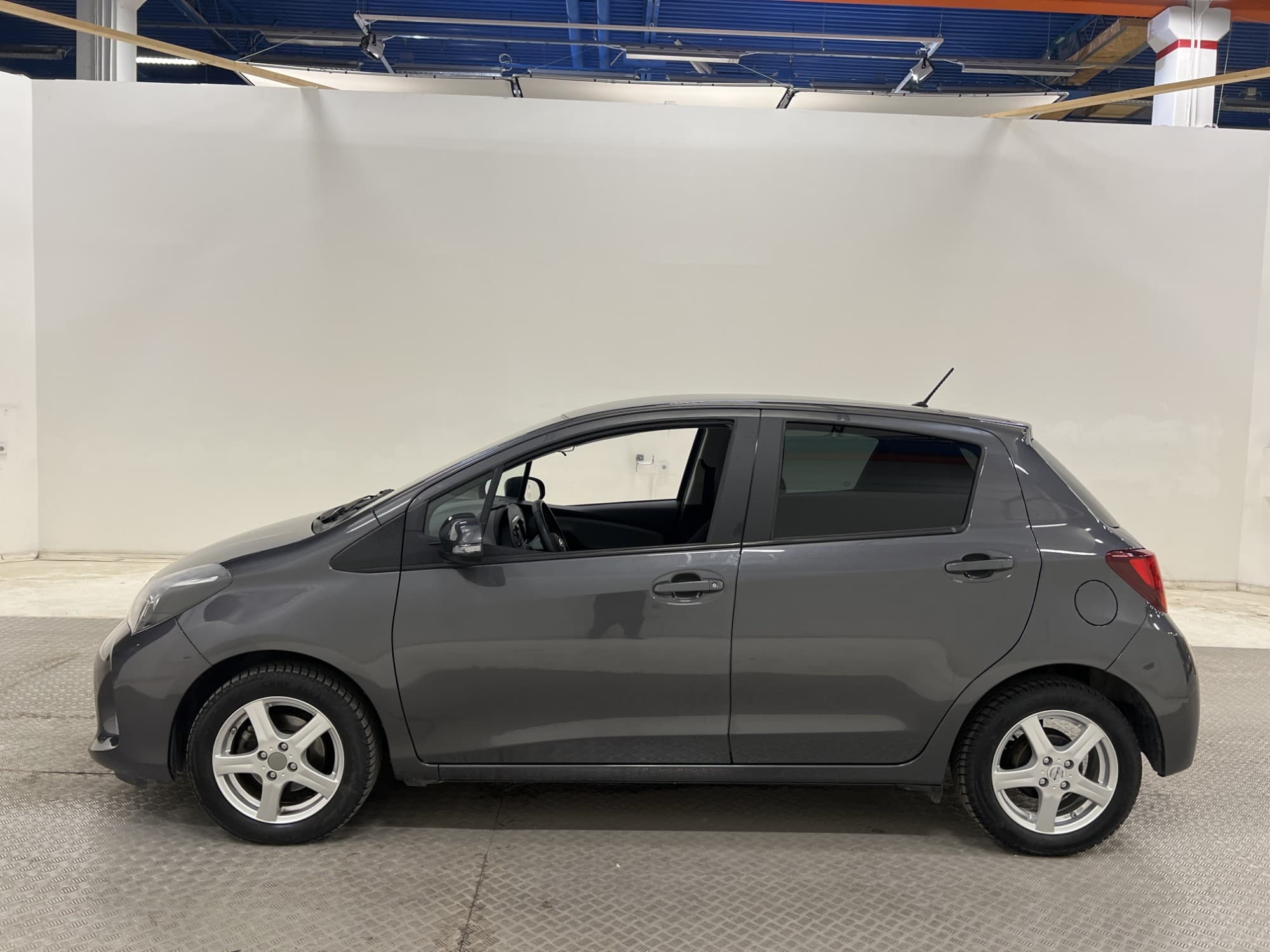 Toyota Yaris 1.33 VVT-i 99hk 2 Brukare