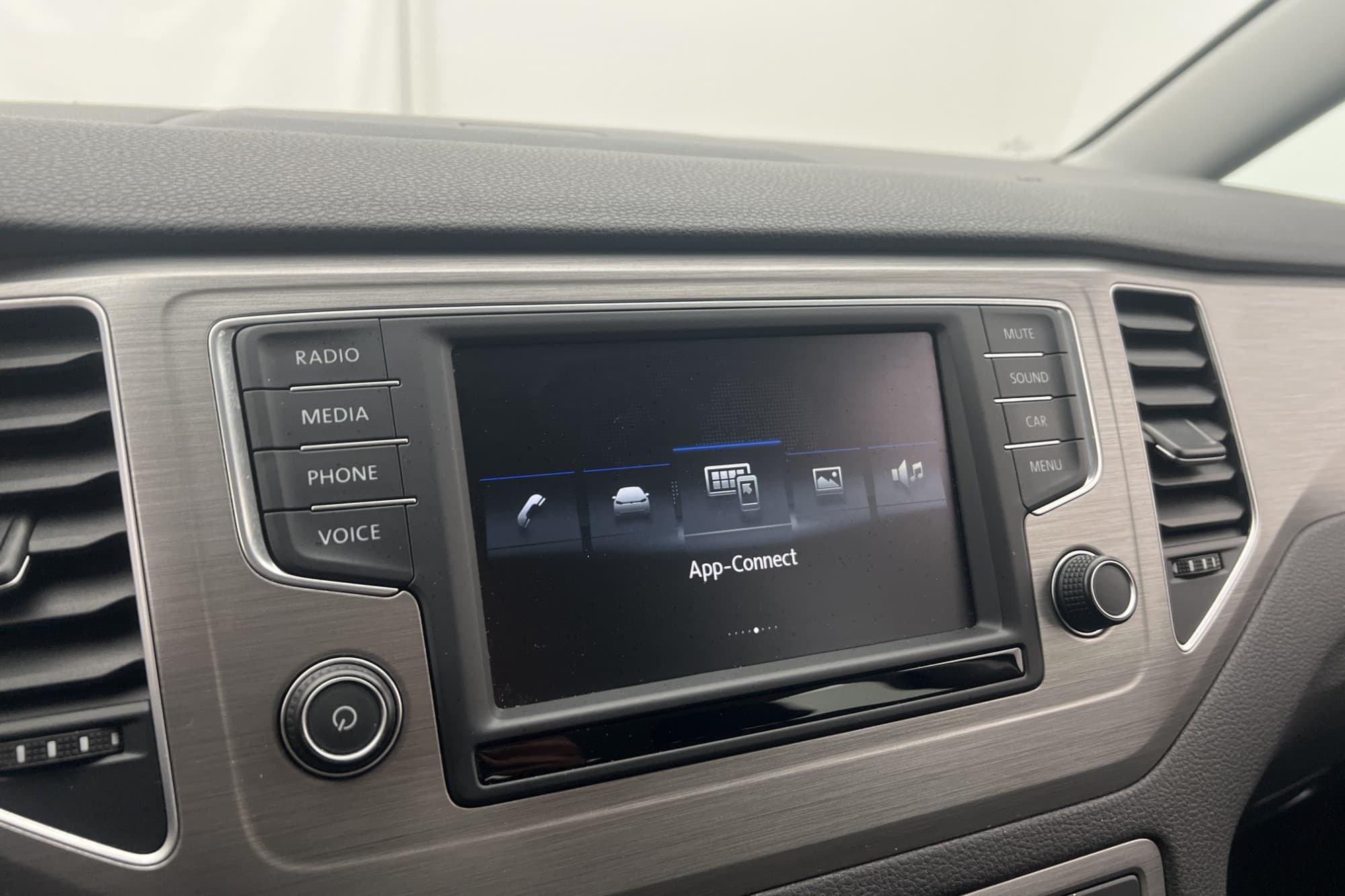 Volkswagen Golf Sportsvan 110hk CarPlay Adaptiv-Farthållare