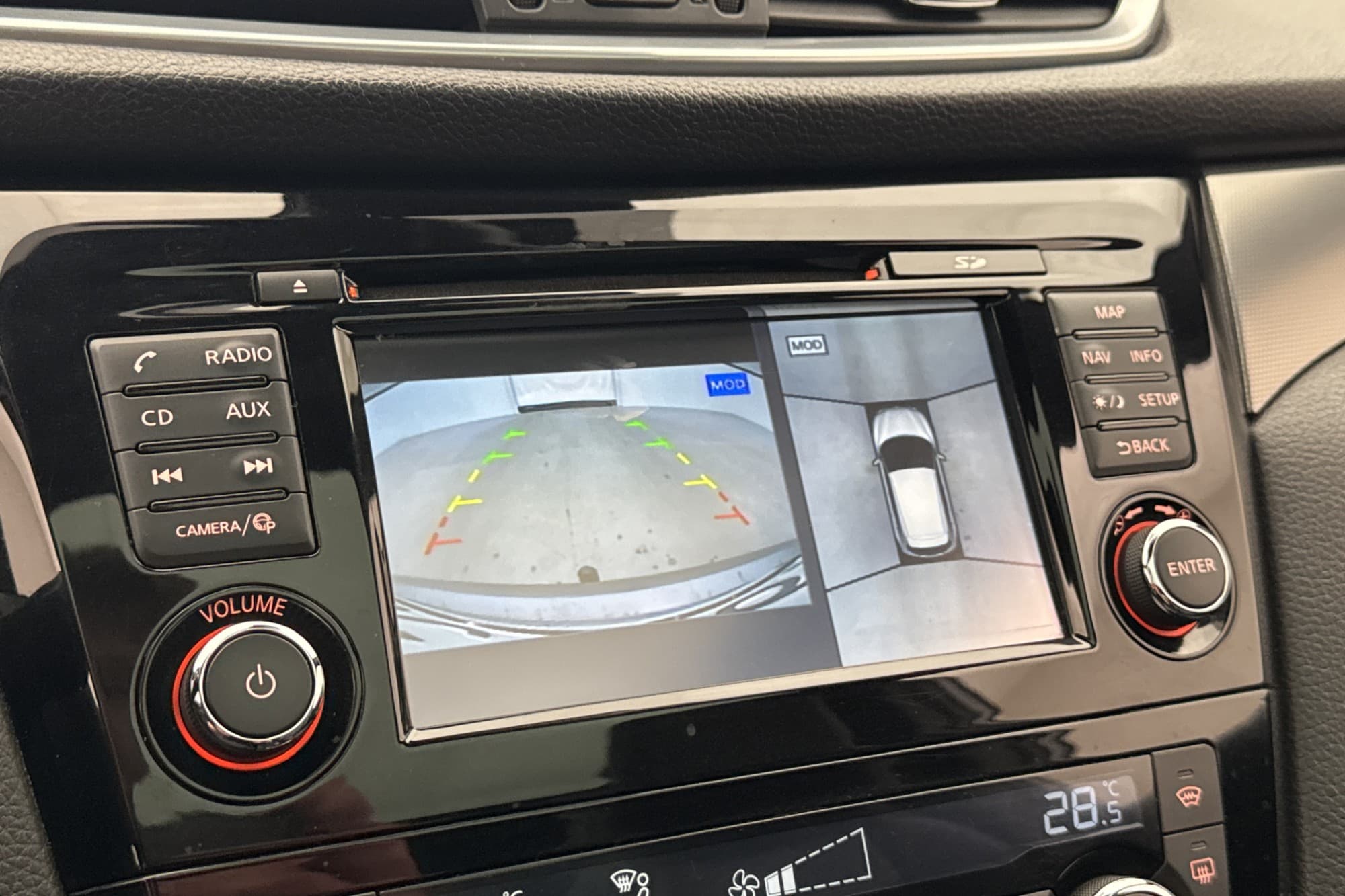 Nissan Qashqai 115hk Tekna + Pano BOSE 360° Navi Skinn Drag