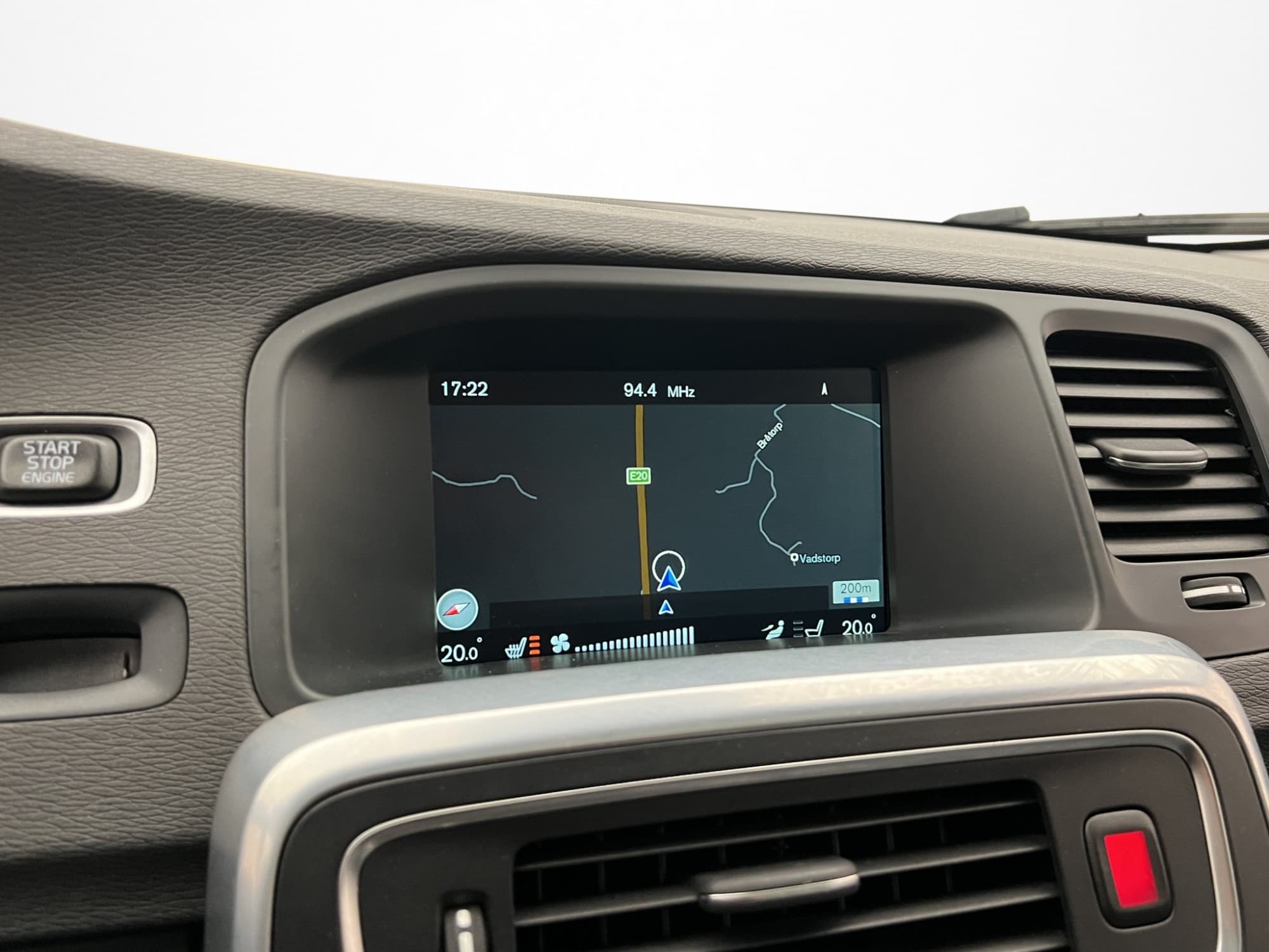 Volvo V60 D4 Summum Taklucka VOC Värmare Skinn Sensorer Navi