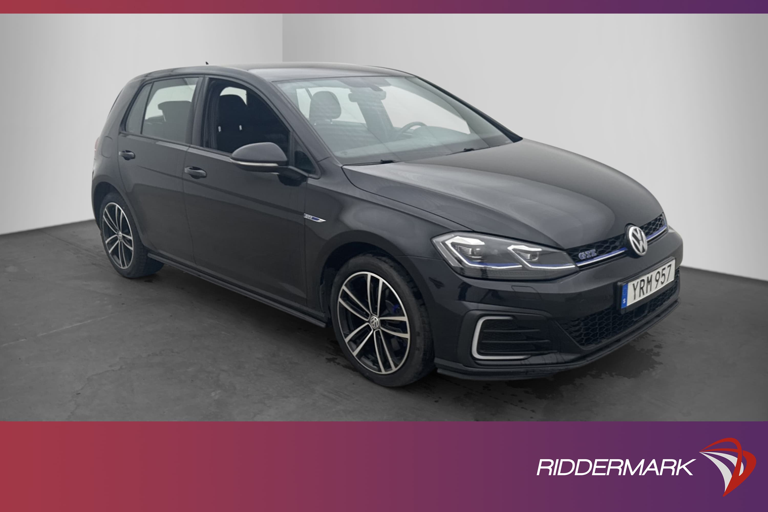 Volkswagen Golf GTE 1.4 TSI 204hk B-Kamera Värmare Carplay