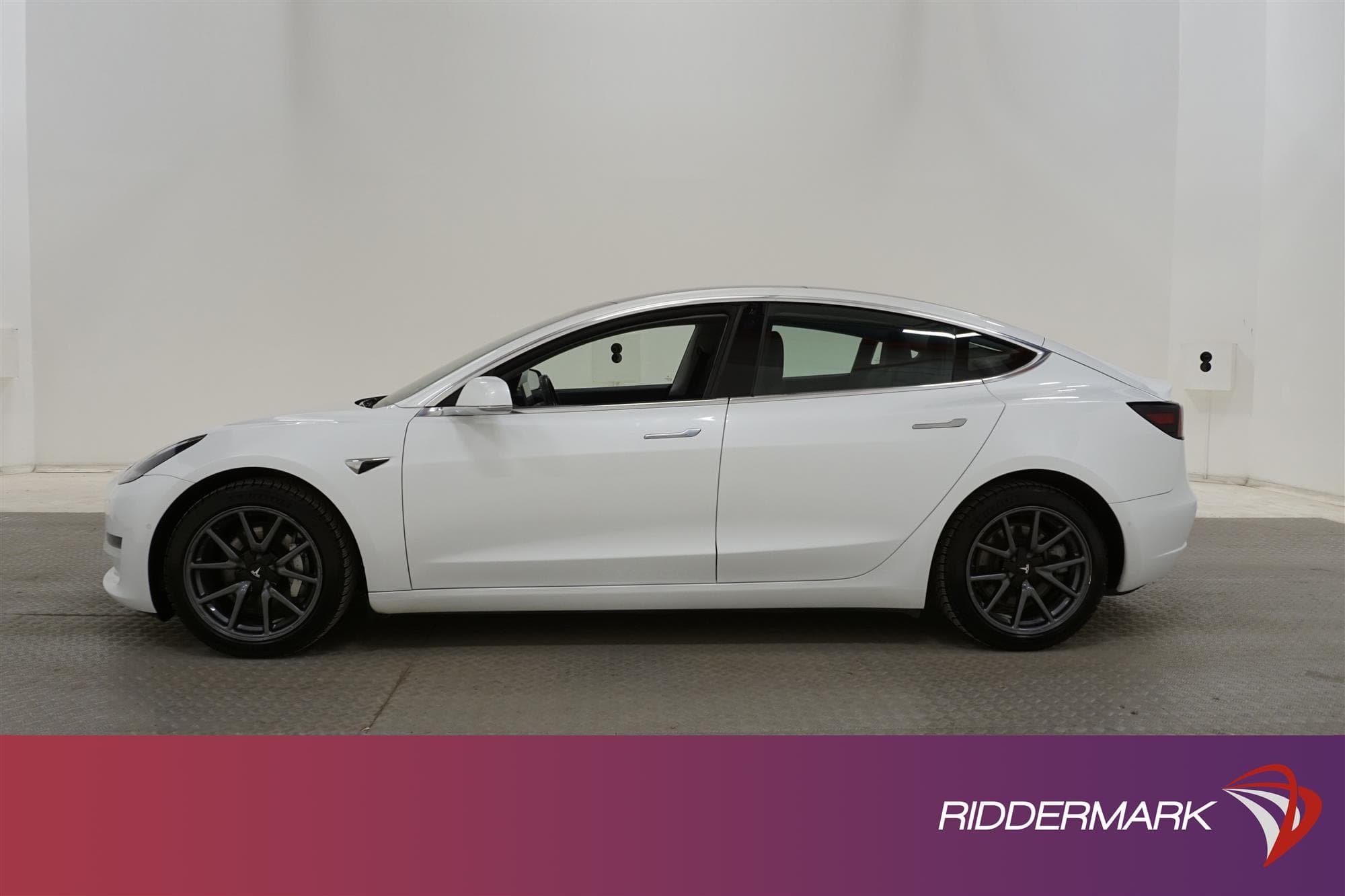 Tesla Model 3 Long Range AWD 440hk