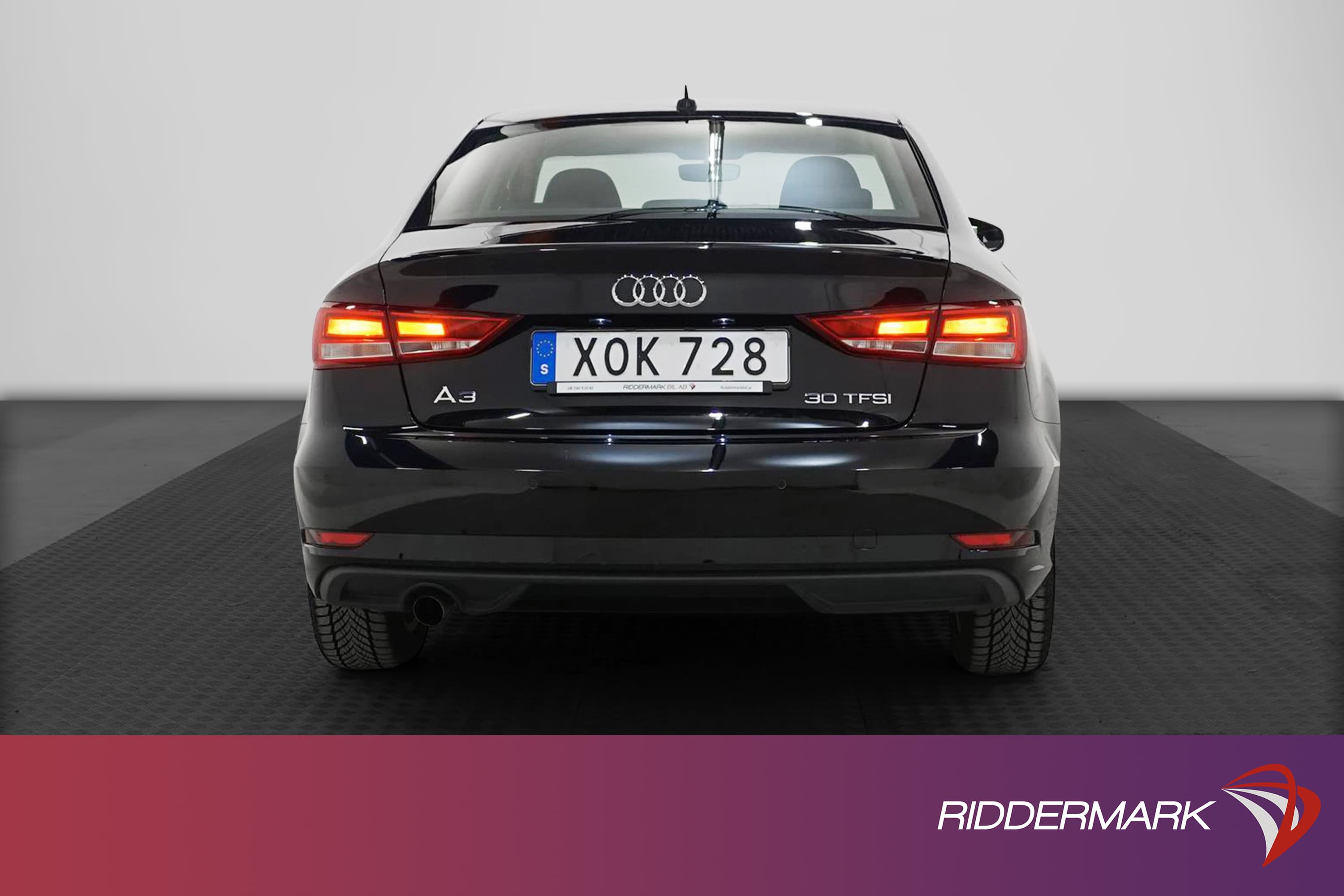 Audi A3 Sedan 30 TFSI 116hk Proline Sensorer 0,51l/mil