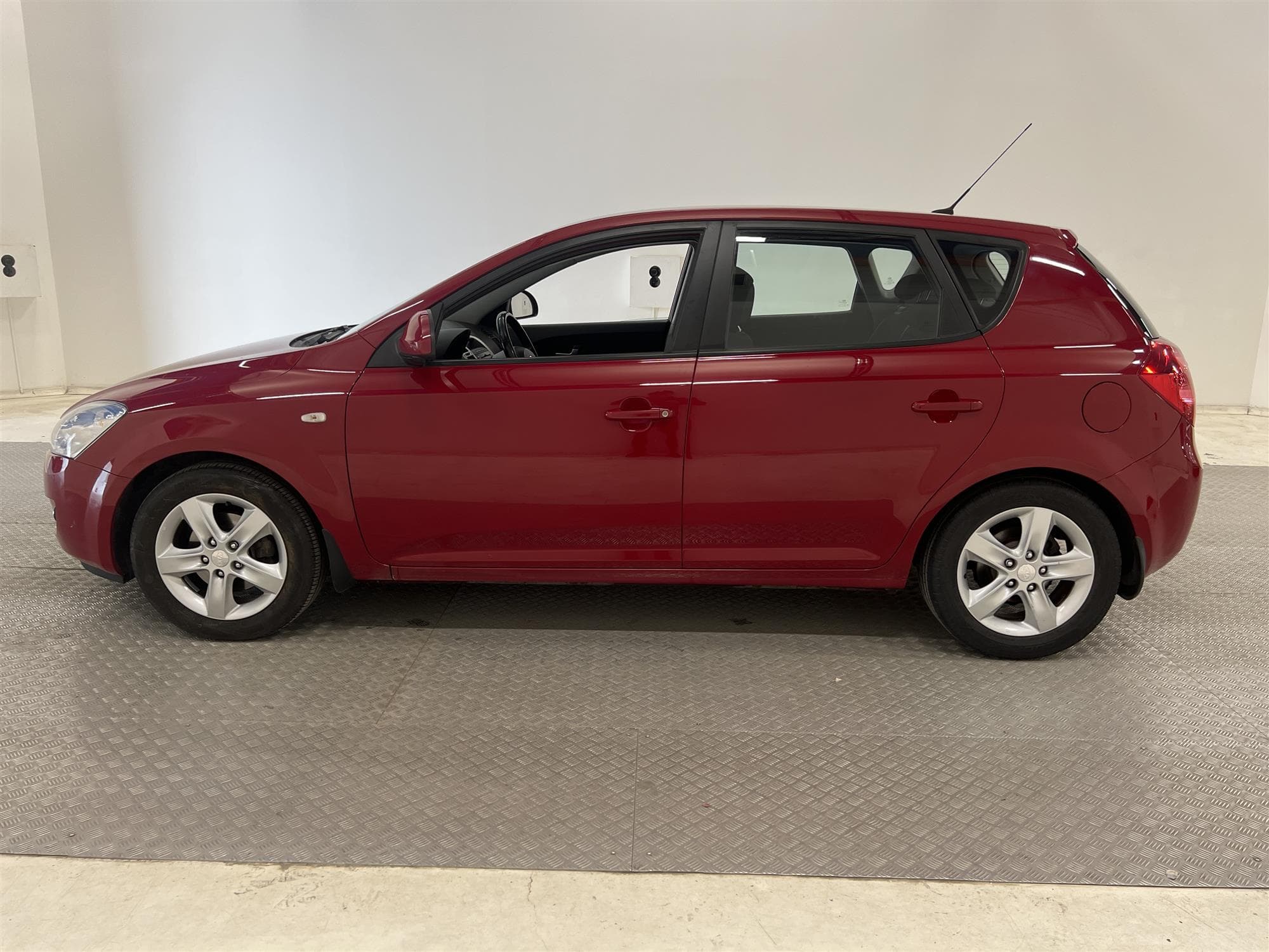 Kia Ceed 1.6 CVVT 122hk