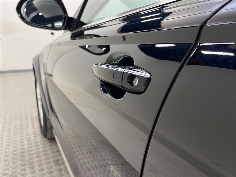 Audi A6 Allroad 3.0 TDI Q Luftfjädring Skinn Drag 0,56l/milinteriör