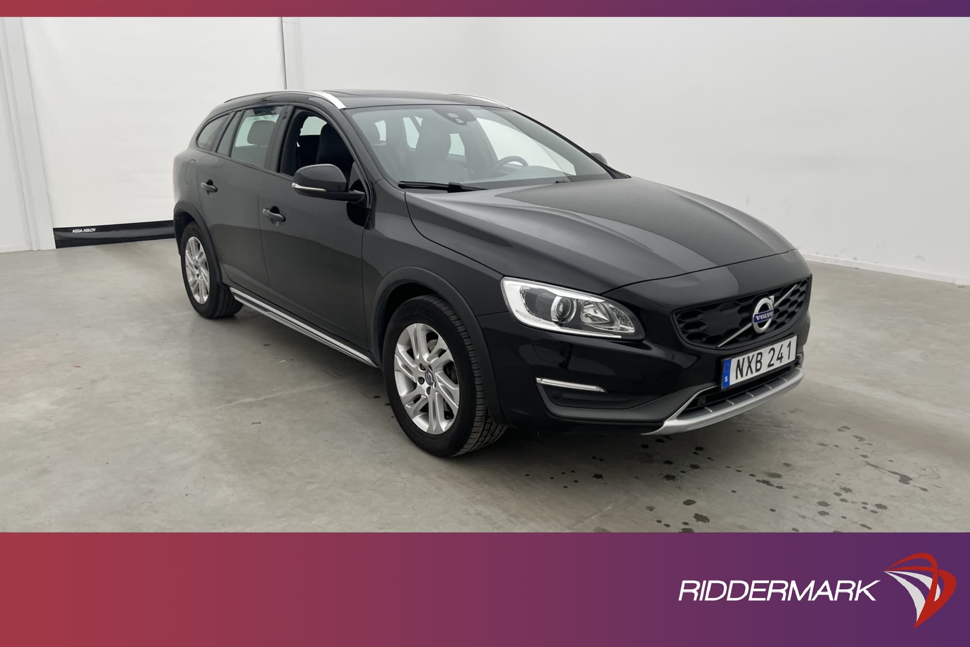 Volvo V60 Cross Country D4