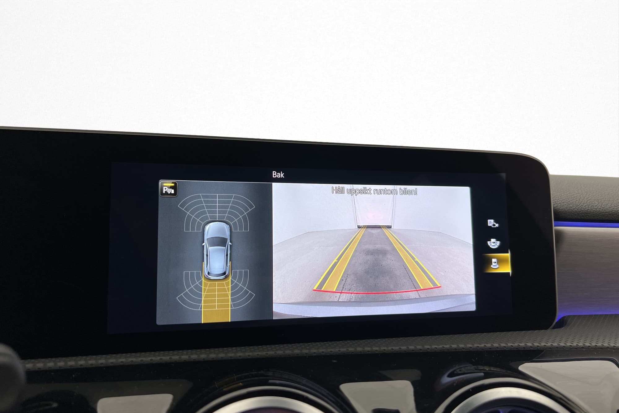 Mercedes-Benz A 35 4M 306hk AMG Night Wide Burm Ambient