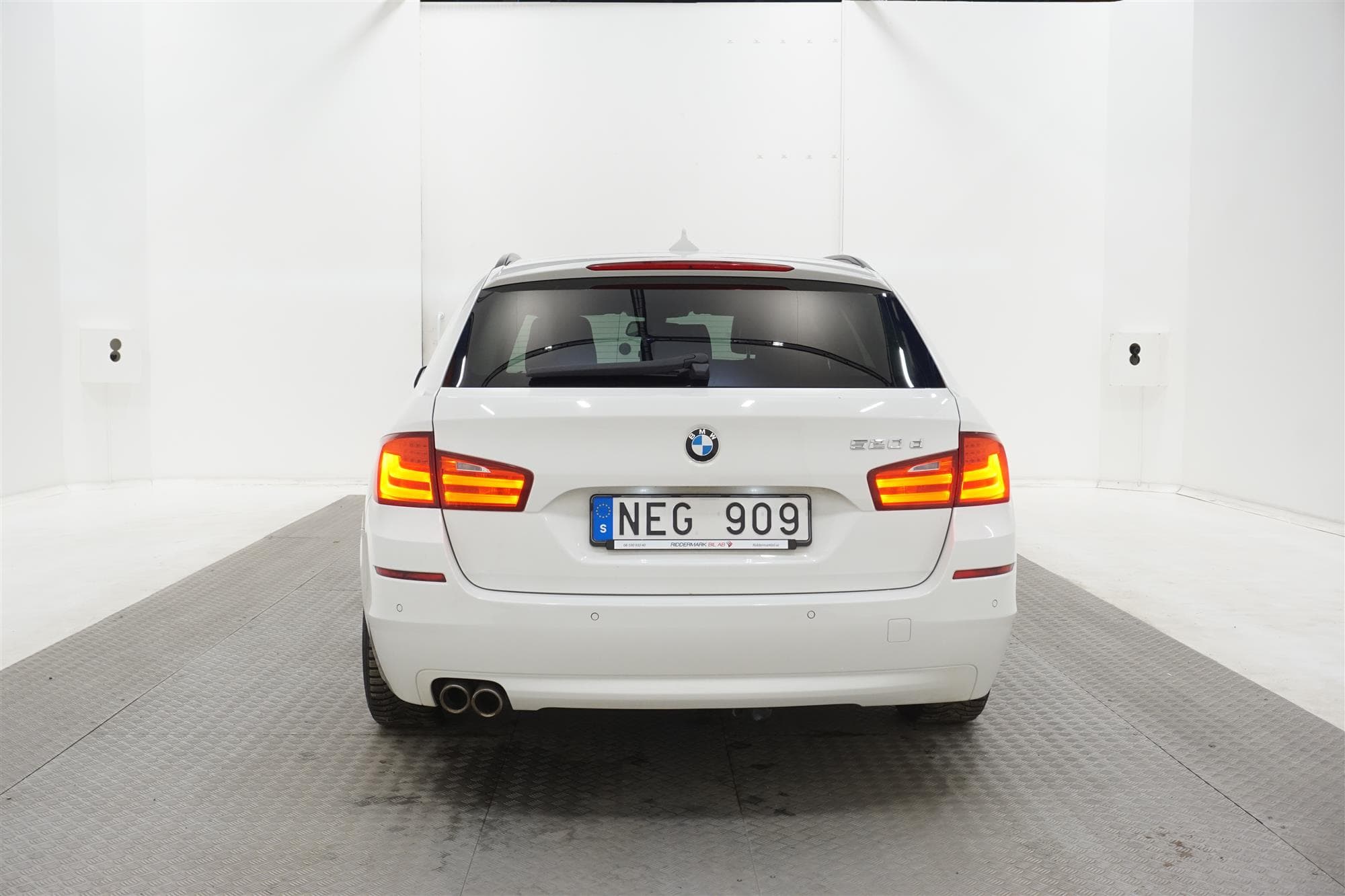BMW 520d 184hk Touring  Värmare Nyservad PDC 0.45l/mil