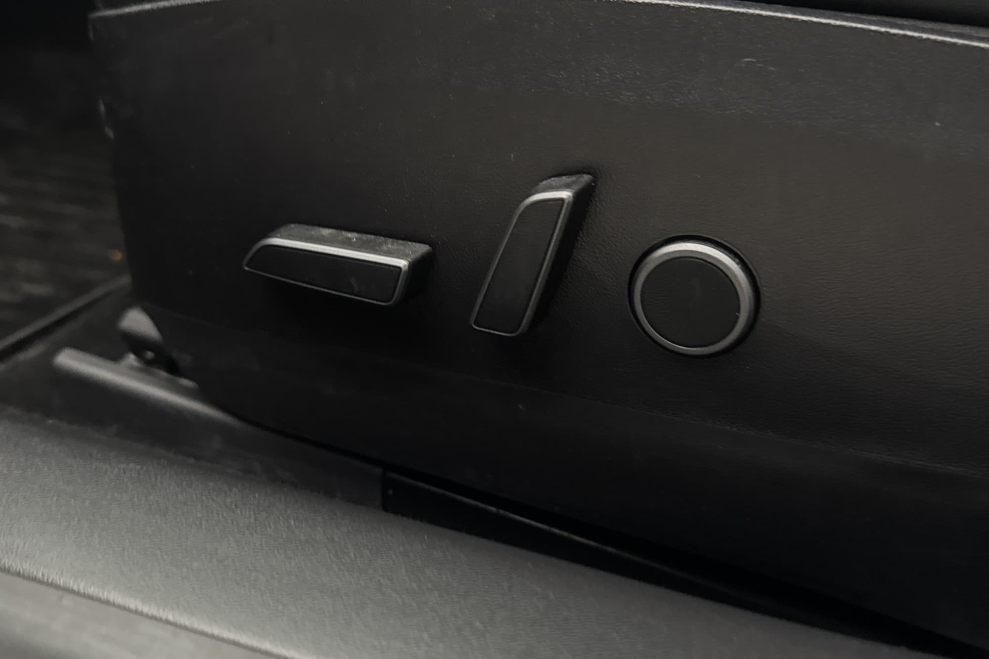 Tesla Model 3 Long Range AWD Autopilot Svensksåld