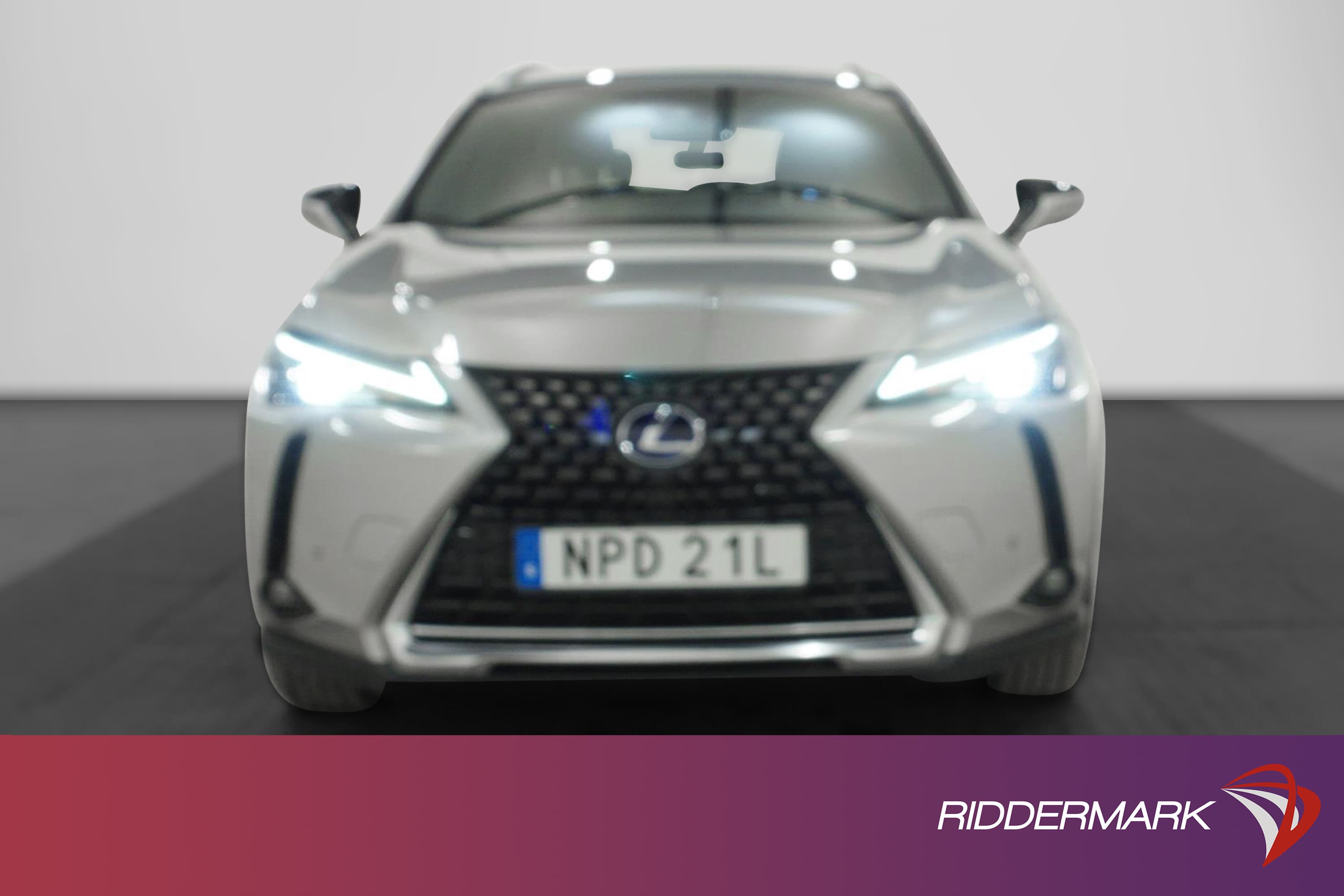 Lexus UX 250h Hybrid 184hk