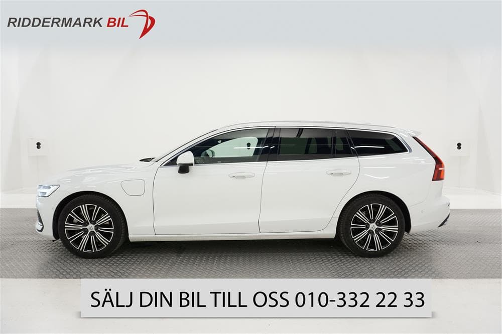 Volvo V60 T8 AWD TwEn 392hk Inscription H/K Pano Drag Nyservexteriör