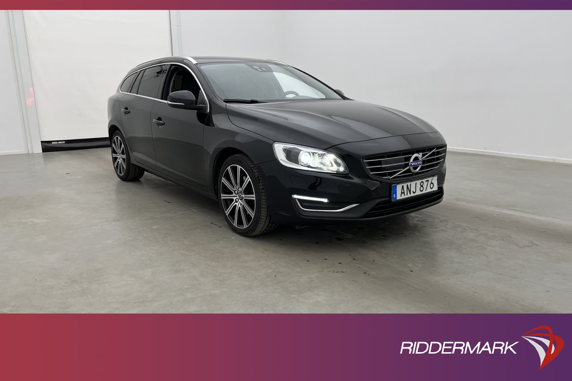 Volvo V60 D4 190hk Classic Summum VOC Värmare Navi Skinn