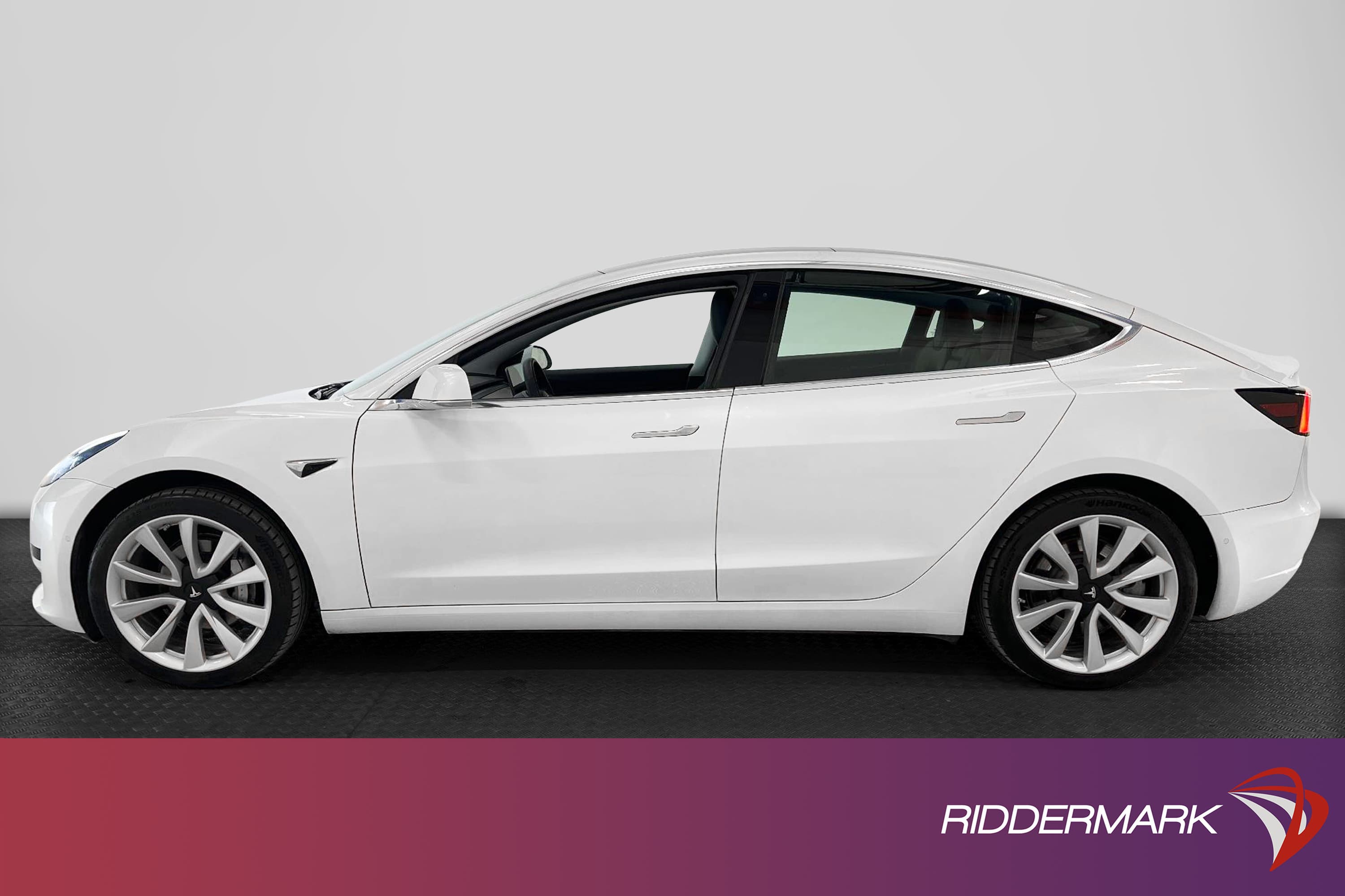 Tesla Model 3 Standard Range Plus 258hk