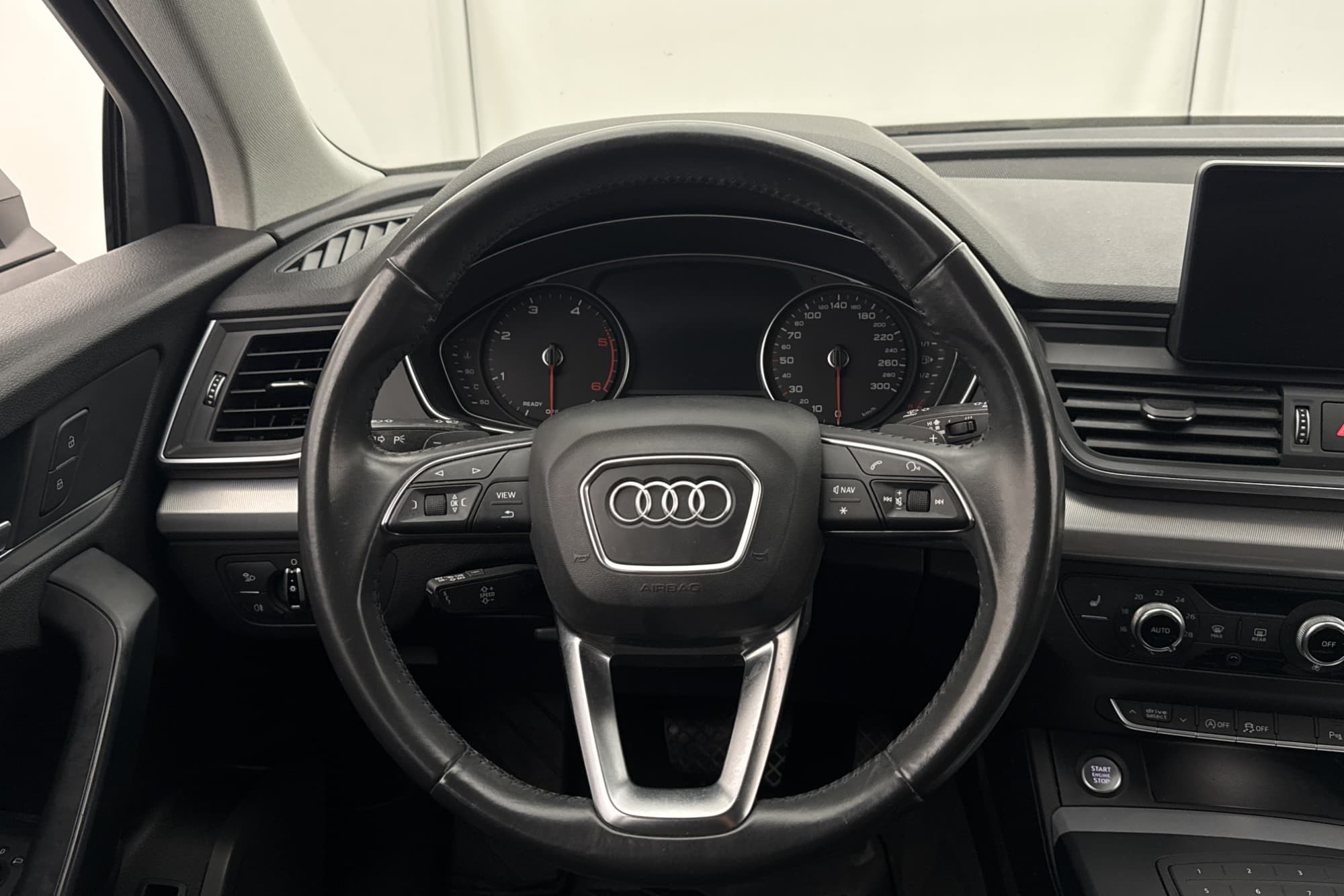 Audi Q5 TDI Quattro 190hk Proline Värmare Dragkrok Sensorer