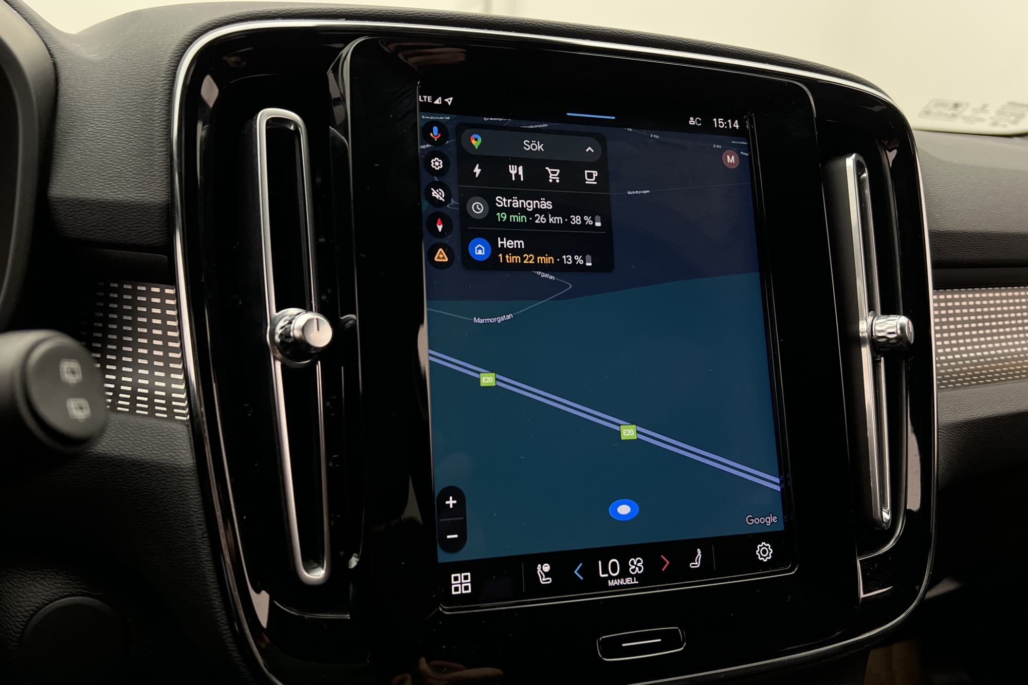Volvo XC40 P6 Recharge Plus Värmare Kamera Keyless BLIS