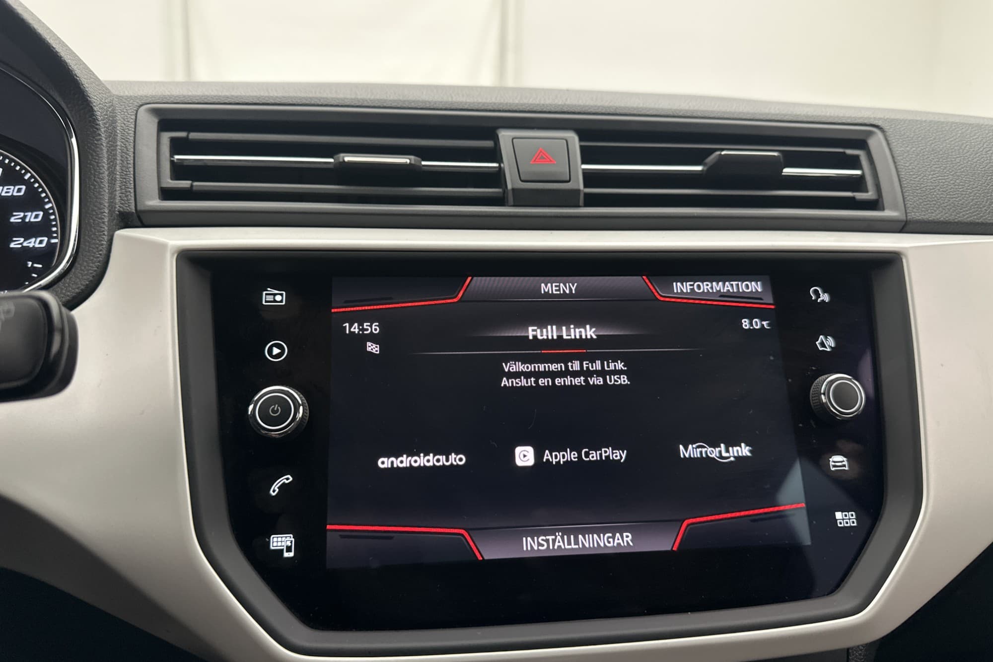 SEAT Arona Xcellence Beats A-CarPlay Led Döda vinkel varning