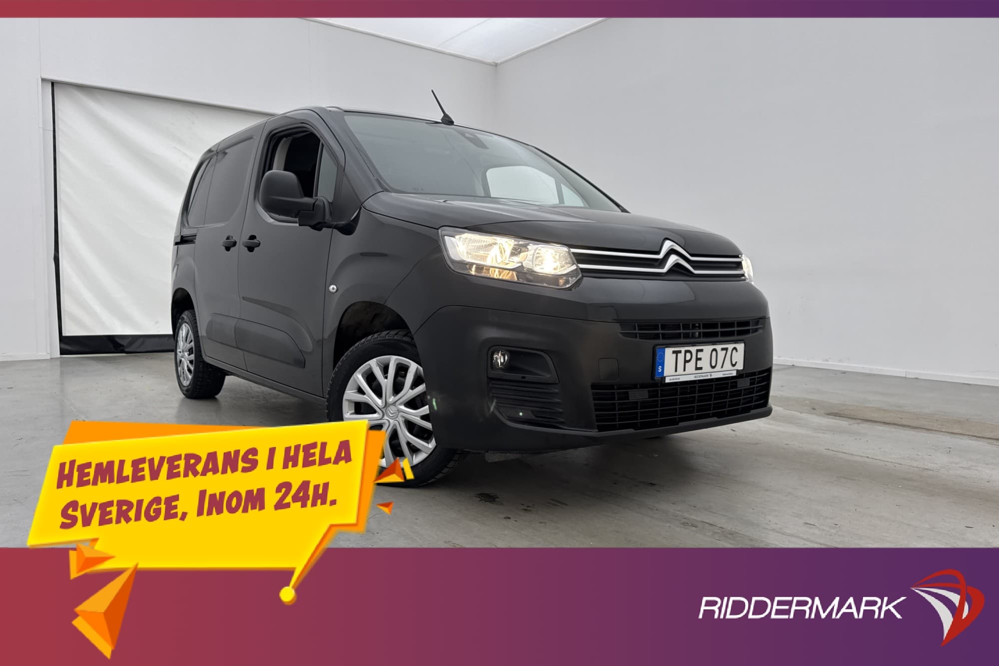 Citroën Berlingo 130hk Värm Drag 3-Sit B-Kamera CARPLAY Moms