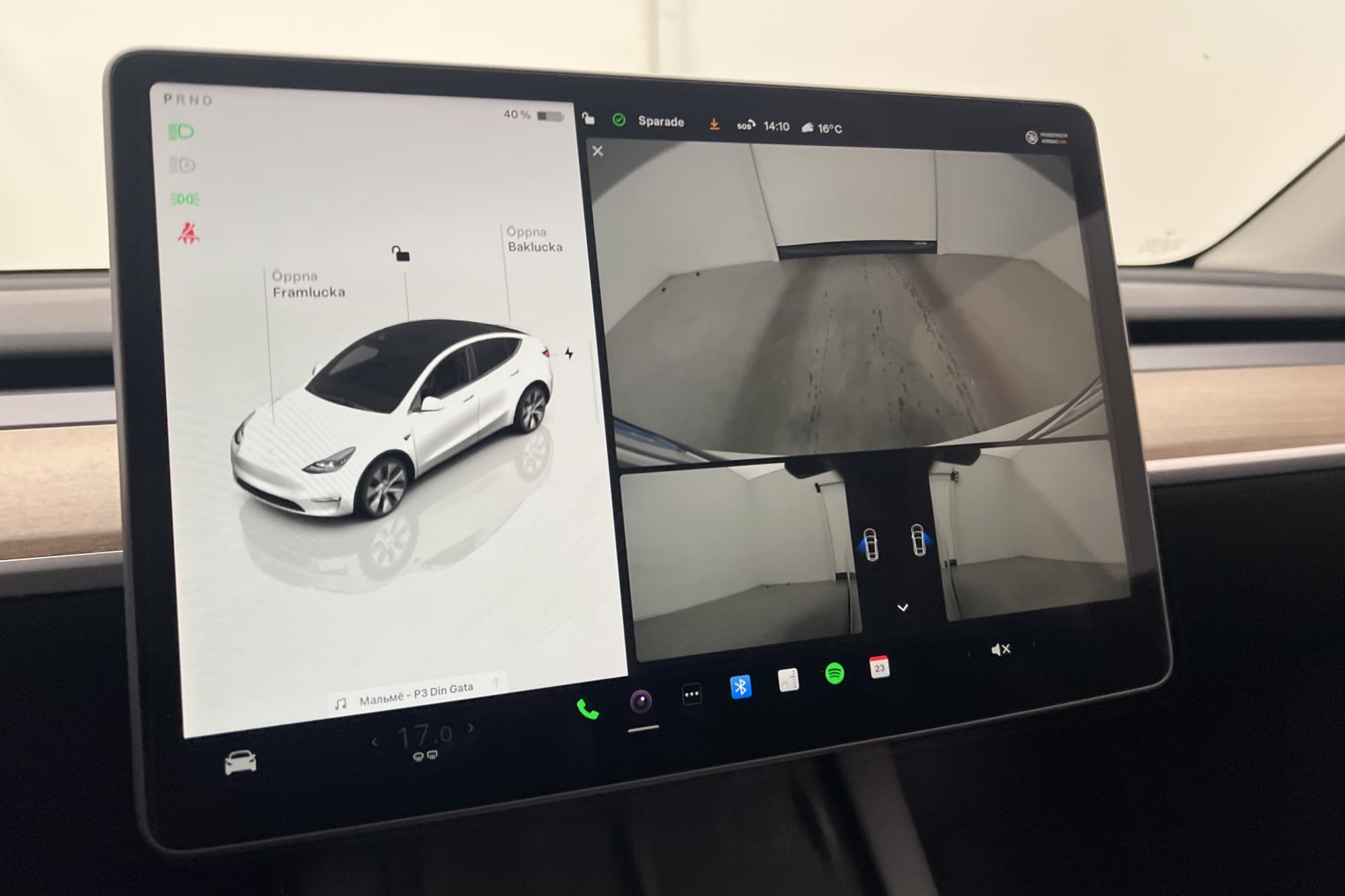 Tesla Model Y Long Range AWD Autopilot Svensksåld MOMS
