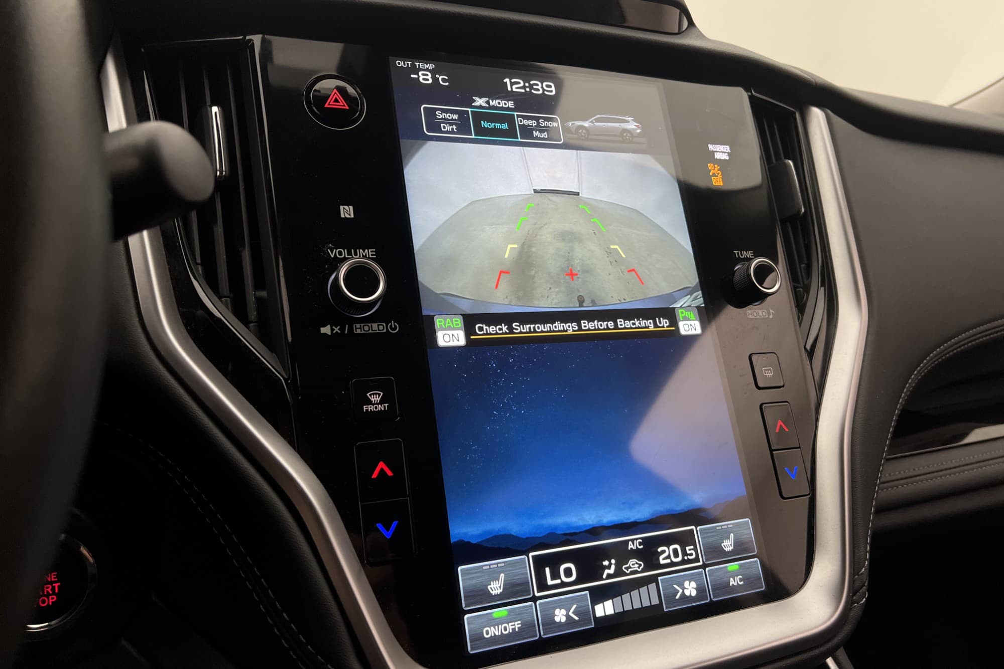 Subaru Outback 2.5 4WD 169hk XFuel Limited Kamera Skinn Drag