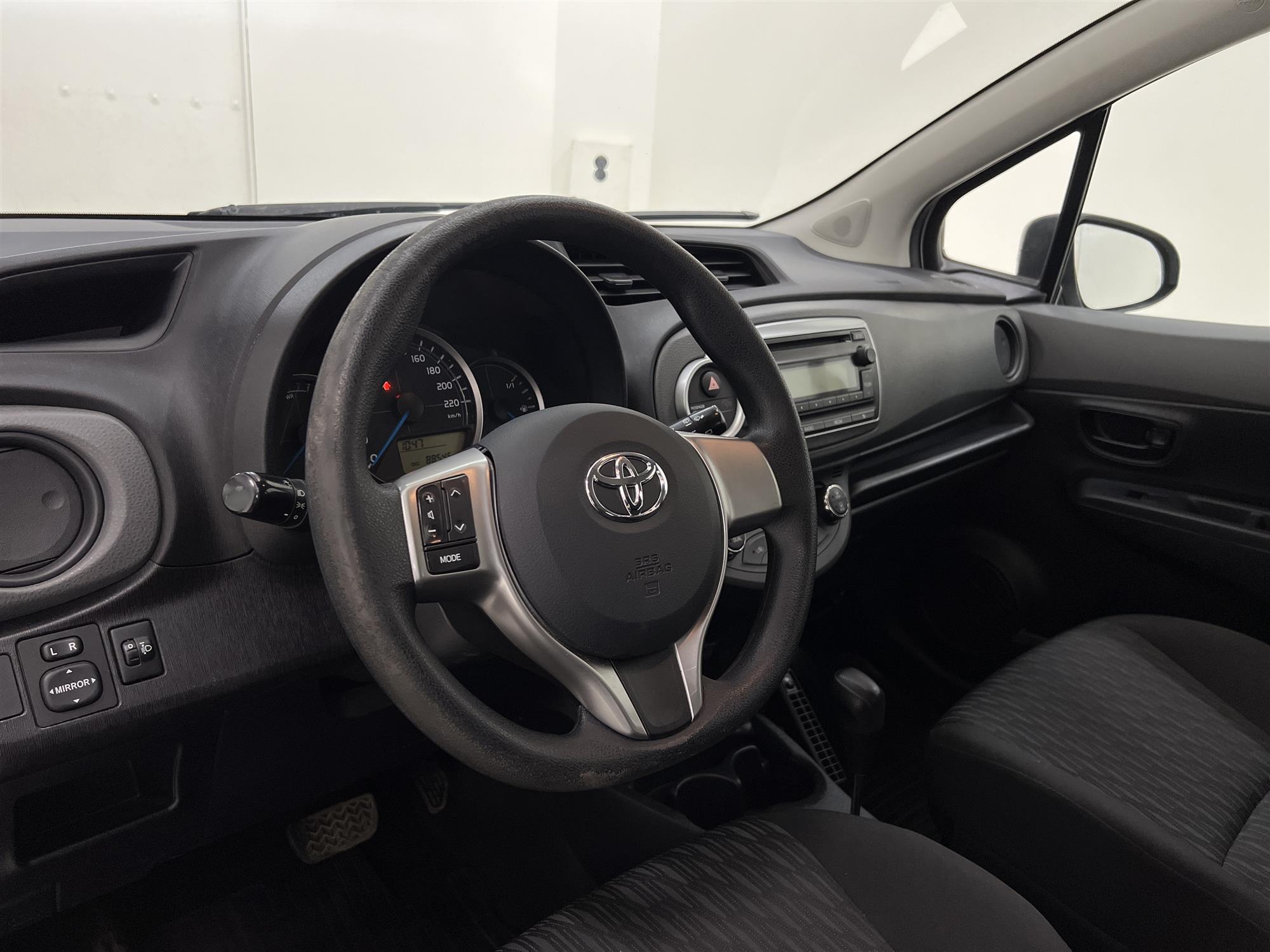 Toyota Yaris Hybrid 101hk M&K-Värmare Nyservad 0,35L/mil