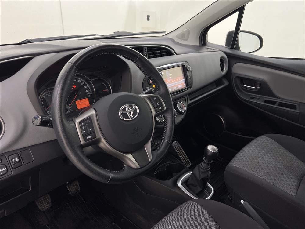 Toyota Yaris 1.33 100hk M-Värm B-Kam  0,41L/mil 