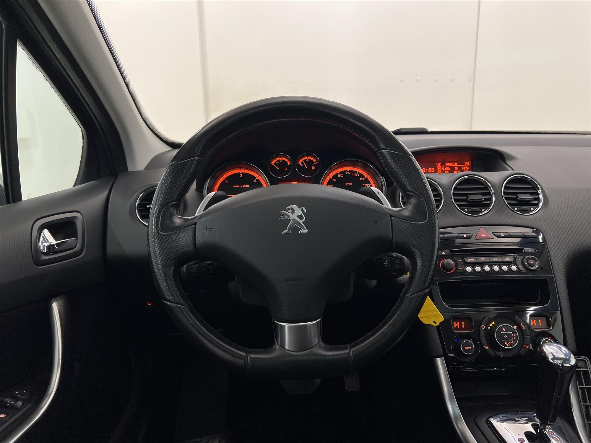 Peugeot 308 1.6 e-HDi 111hk Panorama M&K-Värmare Dragkrok
