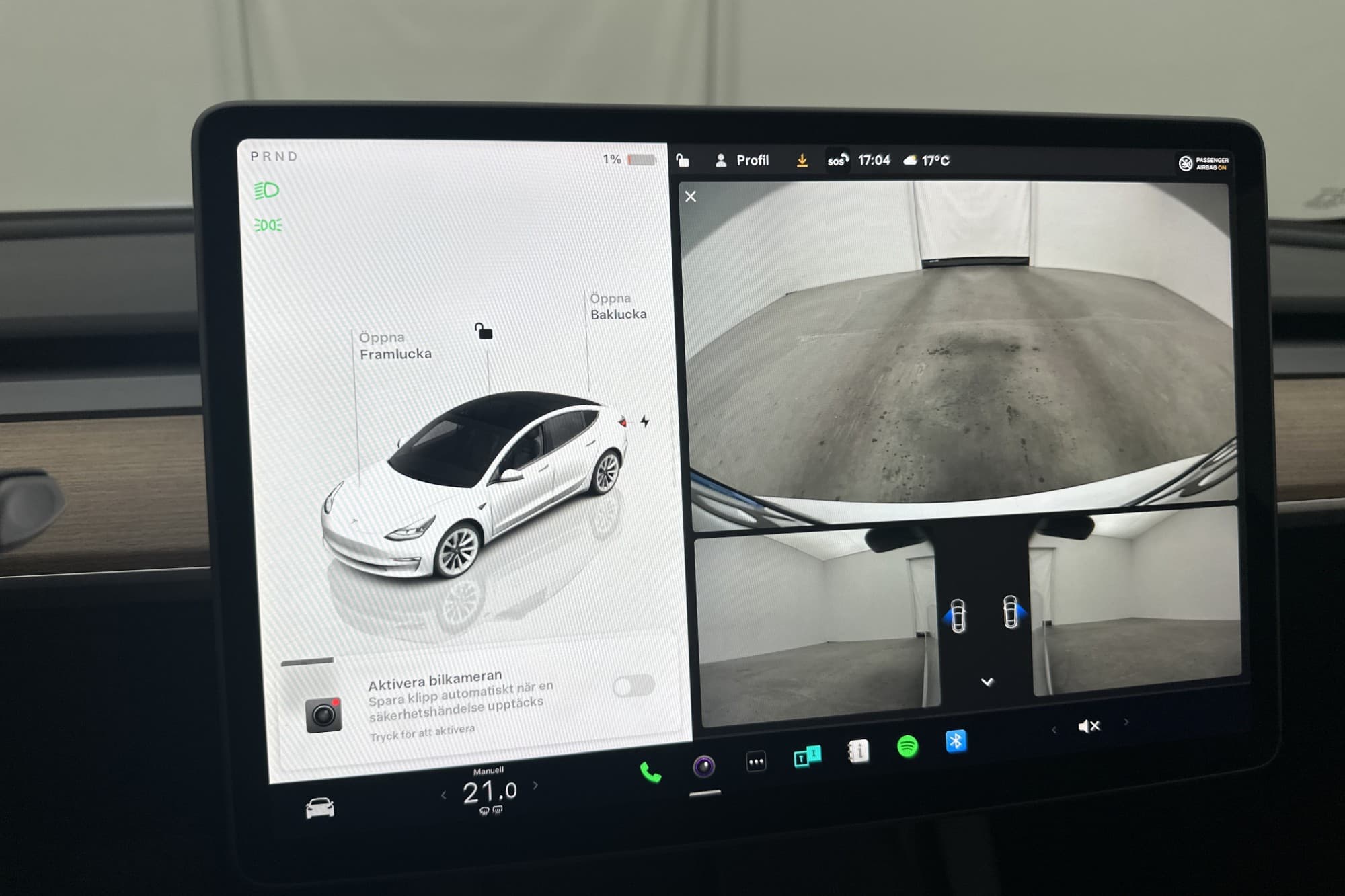 Tesla Model 3 Standard Range Autopilot Svensksåld MOMS