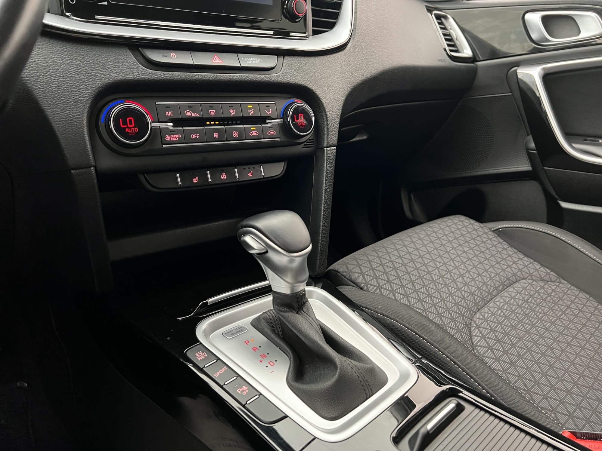 Kia Ceed SW Plug-in 141hk Advance Kamera Rattvärme CarPlay