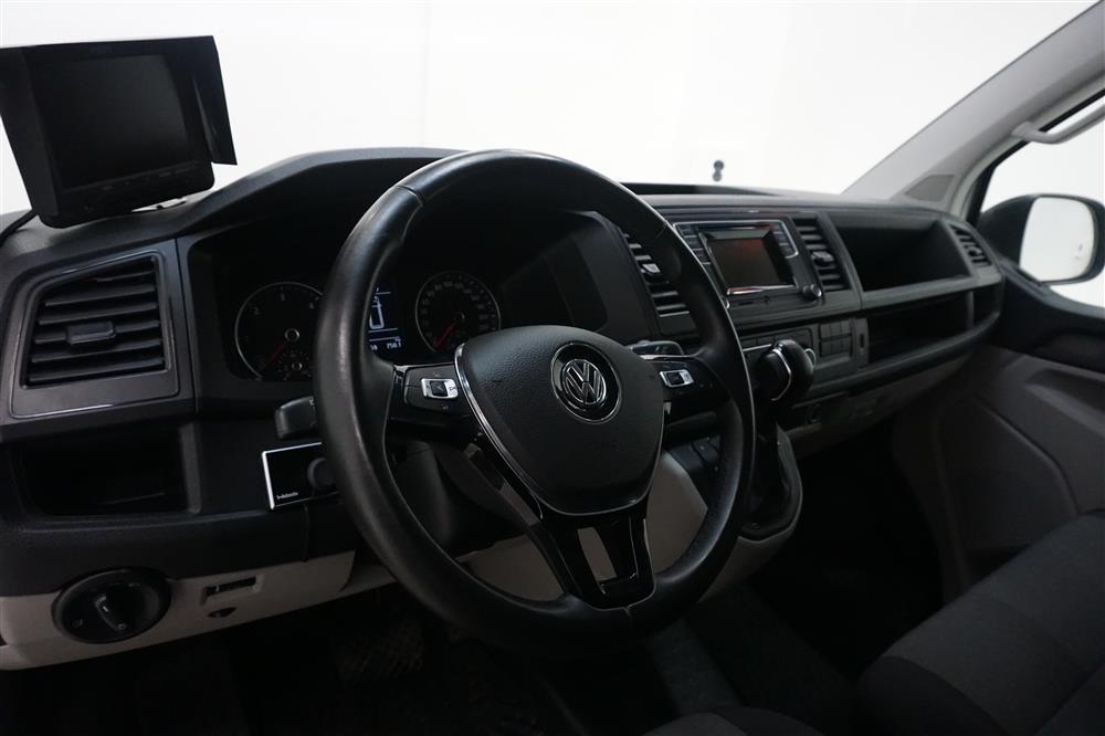 Volkswagen Transporter 2.0 Aut140hk L2H2 Värmare Drag Moms interiör