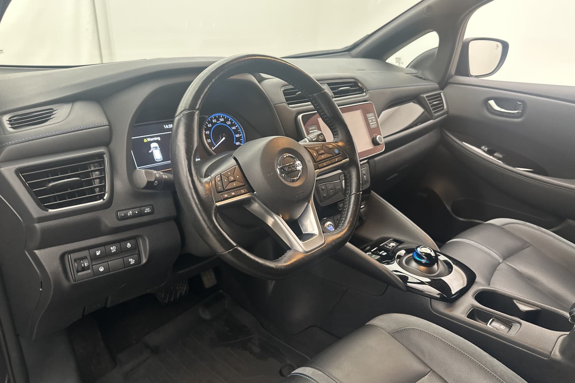 Nissan Leaf e+ 62 kWh Tekna BOSE 360° Rattvärme Navi CarPlay