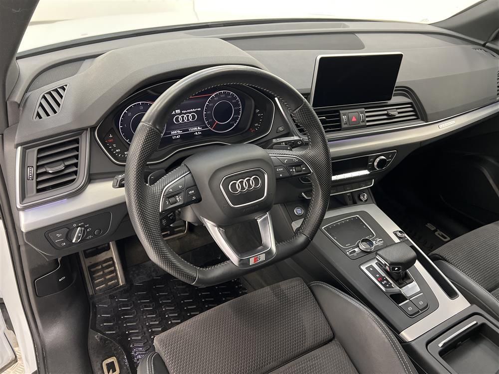 Audi Q5 45 TDI Quattro 231hk S-Line Cockpit Värmare GPS Draginteriör