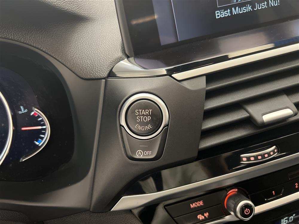 BMW X3 xDrive30i 252hk Navi B-Kam Display Key Drag B-Värminteriör