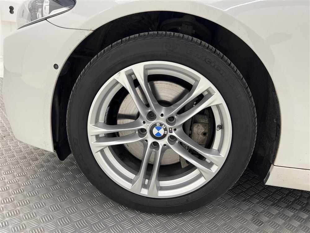 BMW 530d xDrive 258hk M-Sport Panorama Harman/Kardon HUD interiör