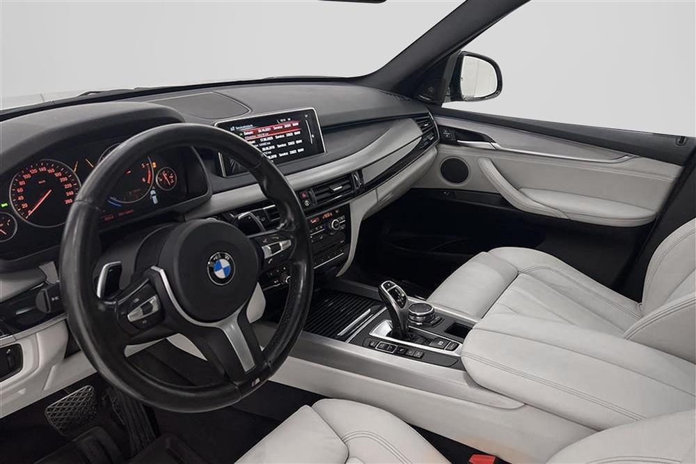 BMW X5 xDrive 30d M Sport Panorama H/K Navi Professionalinteriör