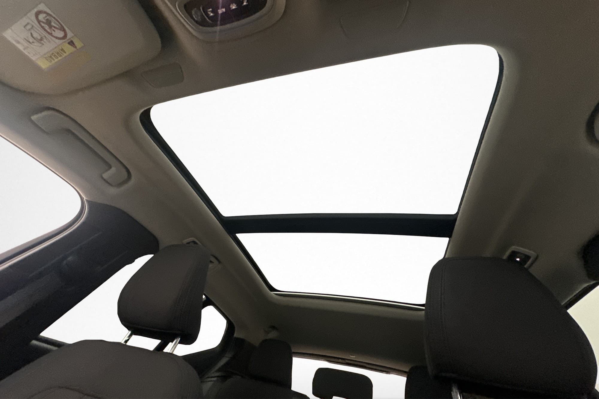 Volvo XC40 Recharge T4 Inscription Exp Värmare Pano H/K