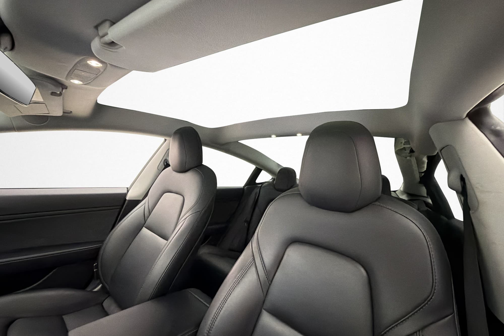 Tesla Model 3 Long Range AWD Autopilot Svensksåld