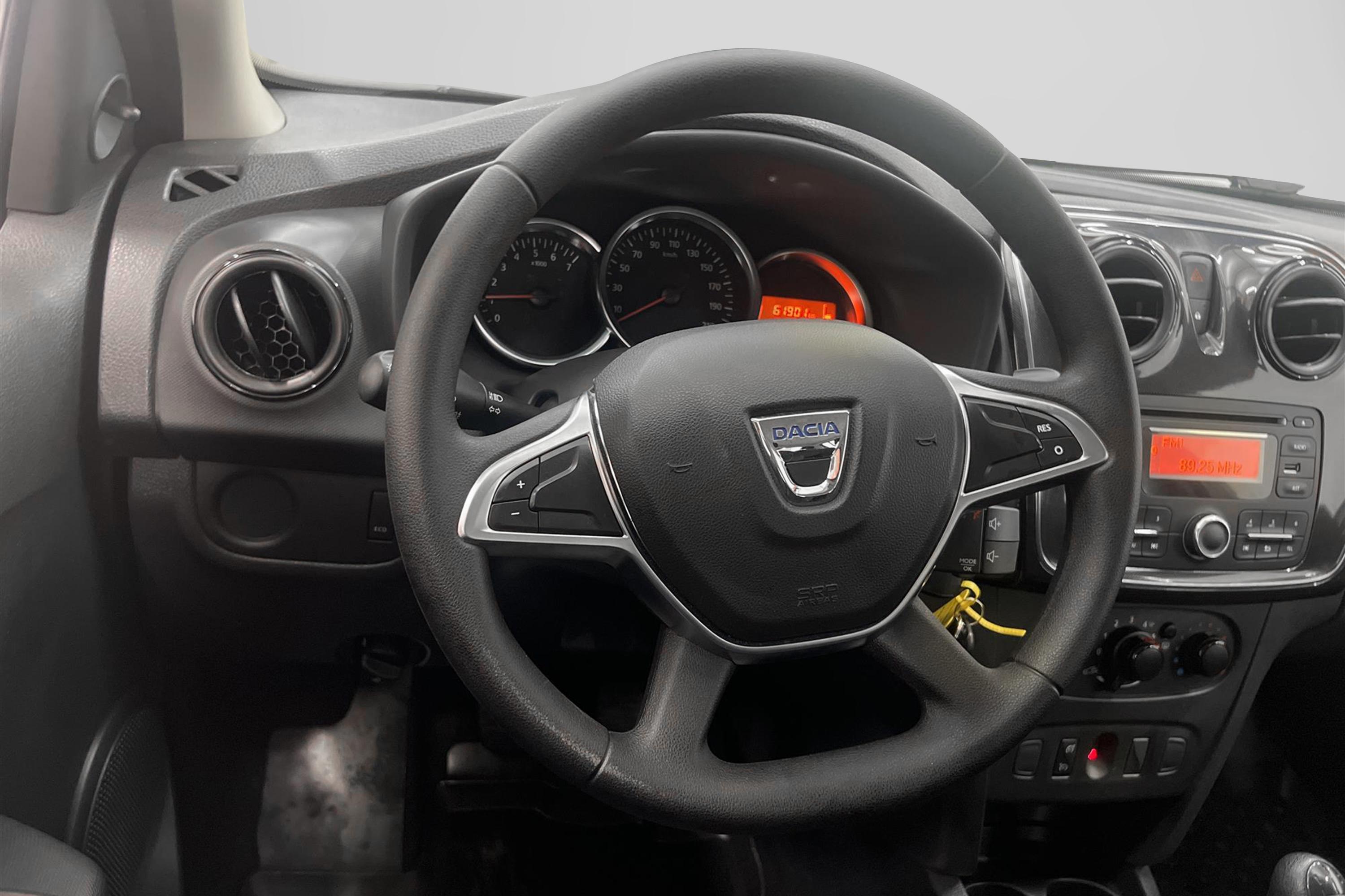 Dacia Sandero 0.9 TCe 90hk Nyservad 945kr Skatt 0,47L/mil