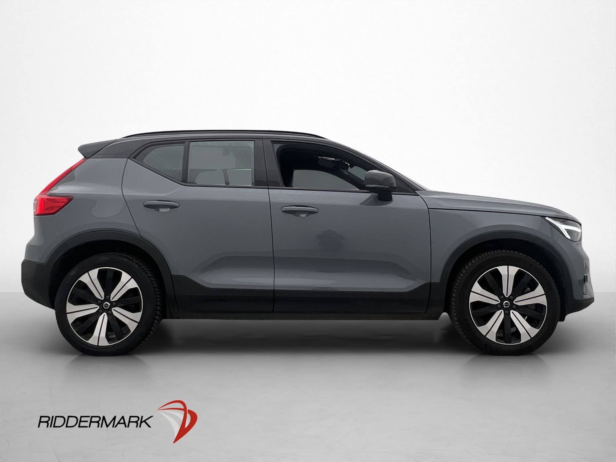 Volvo XC40 Recharge Single PLUS Kamera BLIS MOMS 1-Ägare