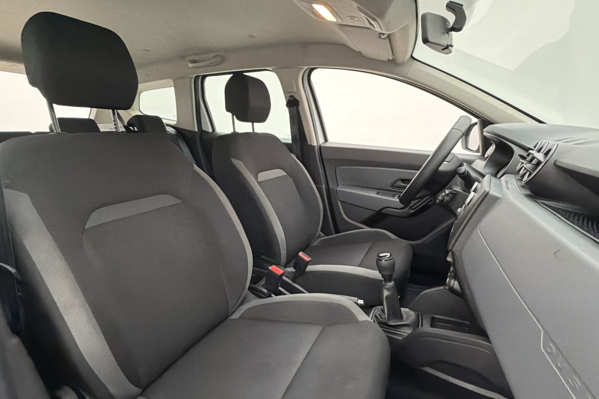 Dacia Duster 1.0 TCe 91hk Farthållare P-Sensorer En-Brukare